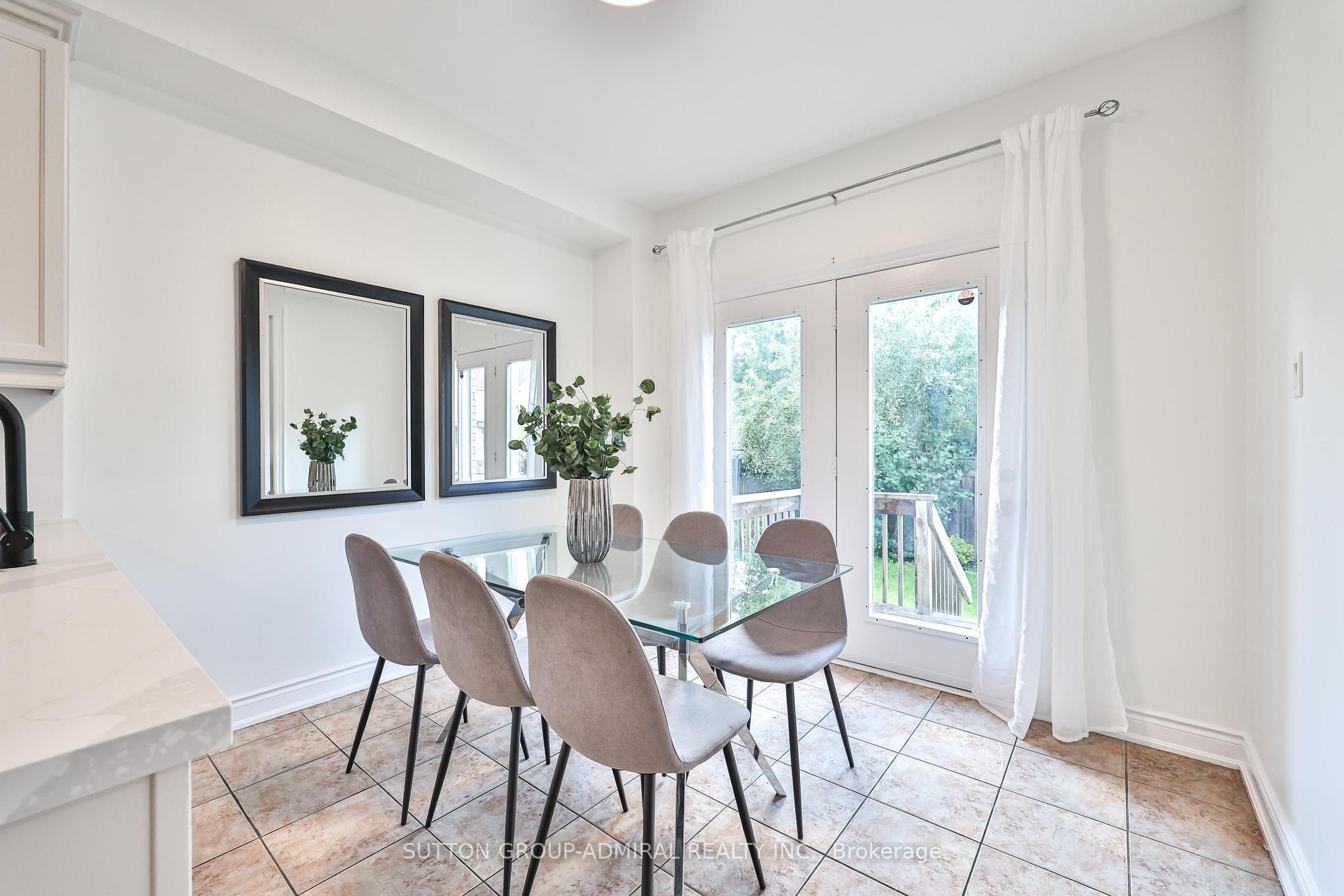 502 Apple Blossom Drive Property Photo 19