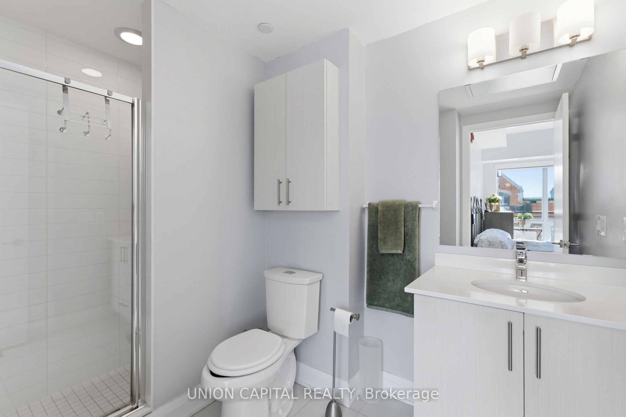 112 Woodbridge Avenue 412 Property Photo 10