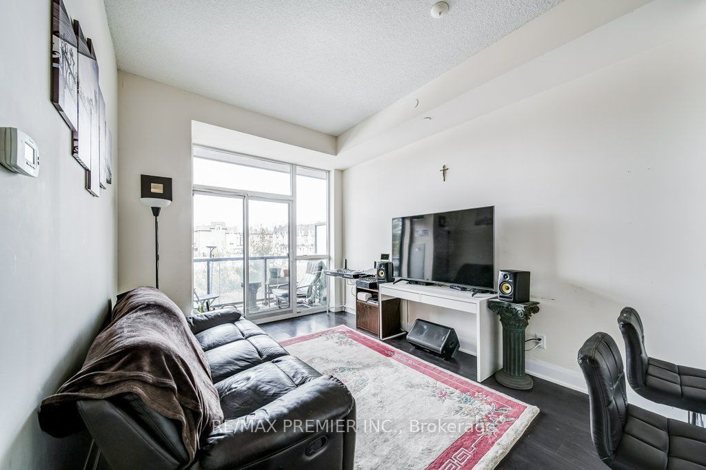 4700 Highway 7 Road 209 Property Photo 9