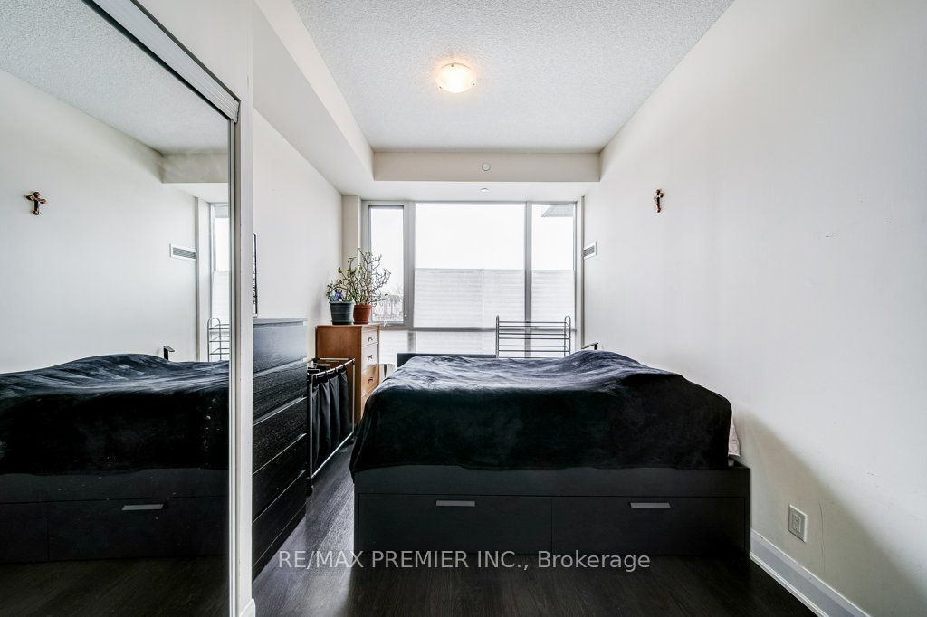 4700 Highway 7 Road 209 Property Photo 11