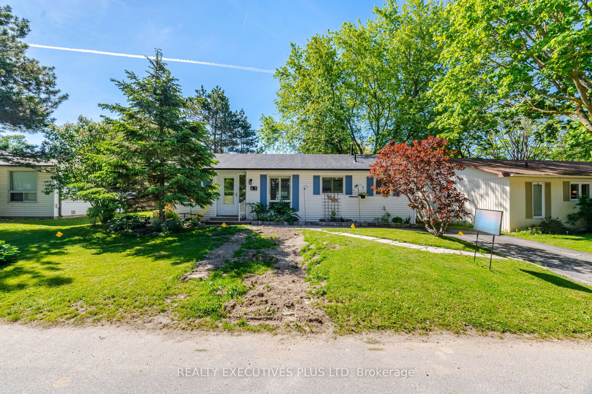 5 Tecumseth Pines Drive Property Photo 9