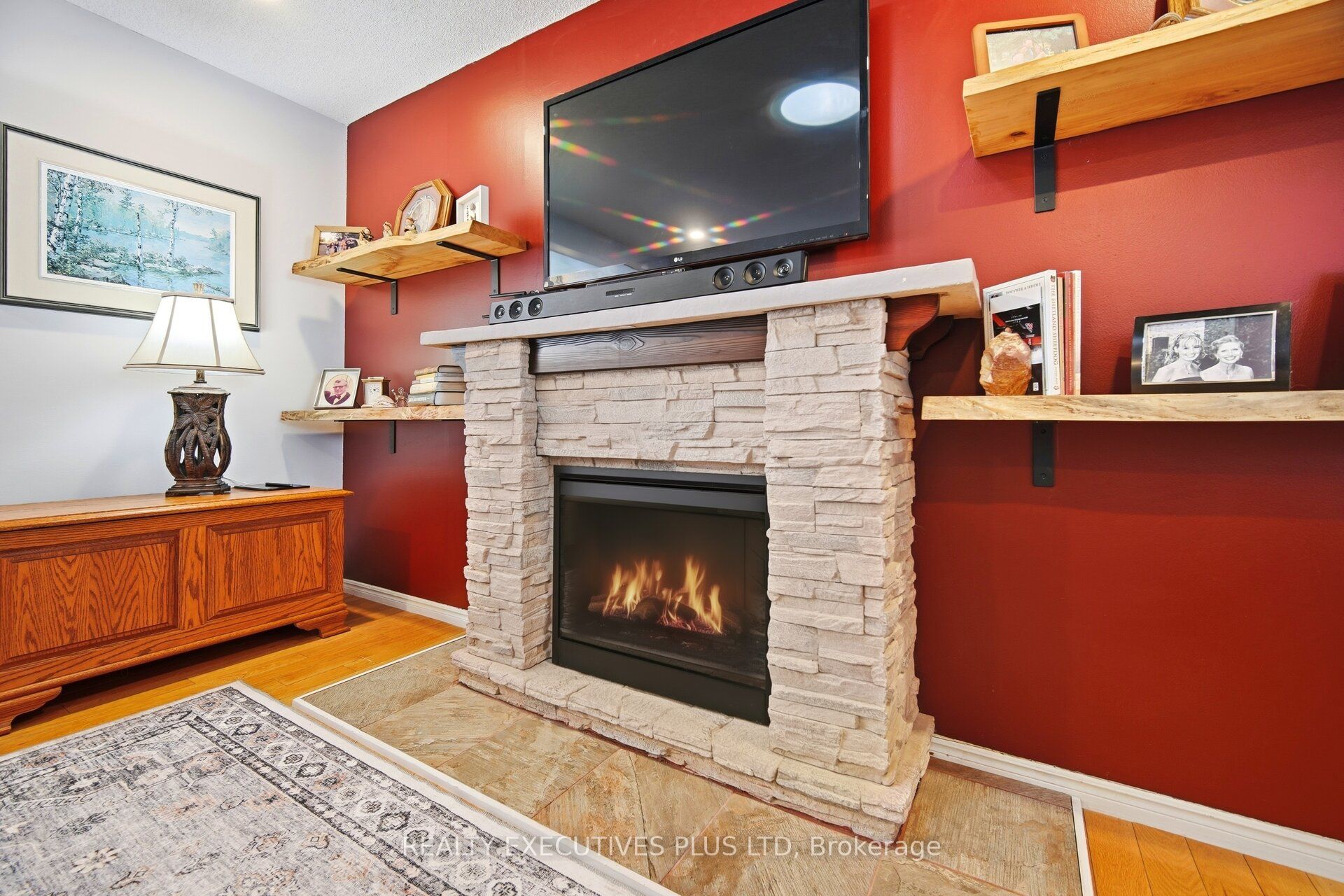 5 Tecumseth Pines Drive Property Photo 17
