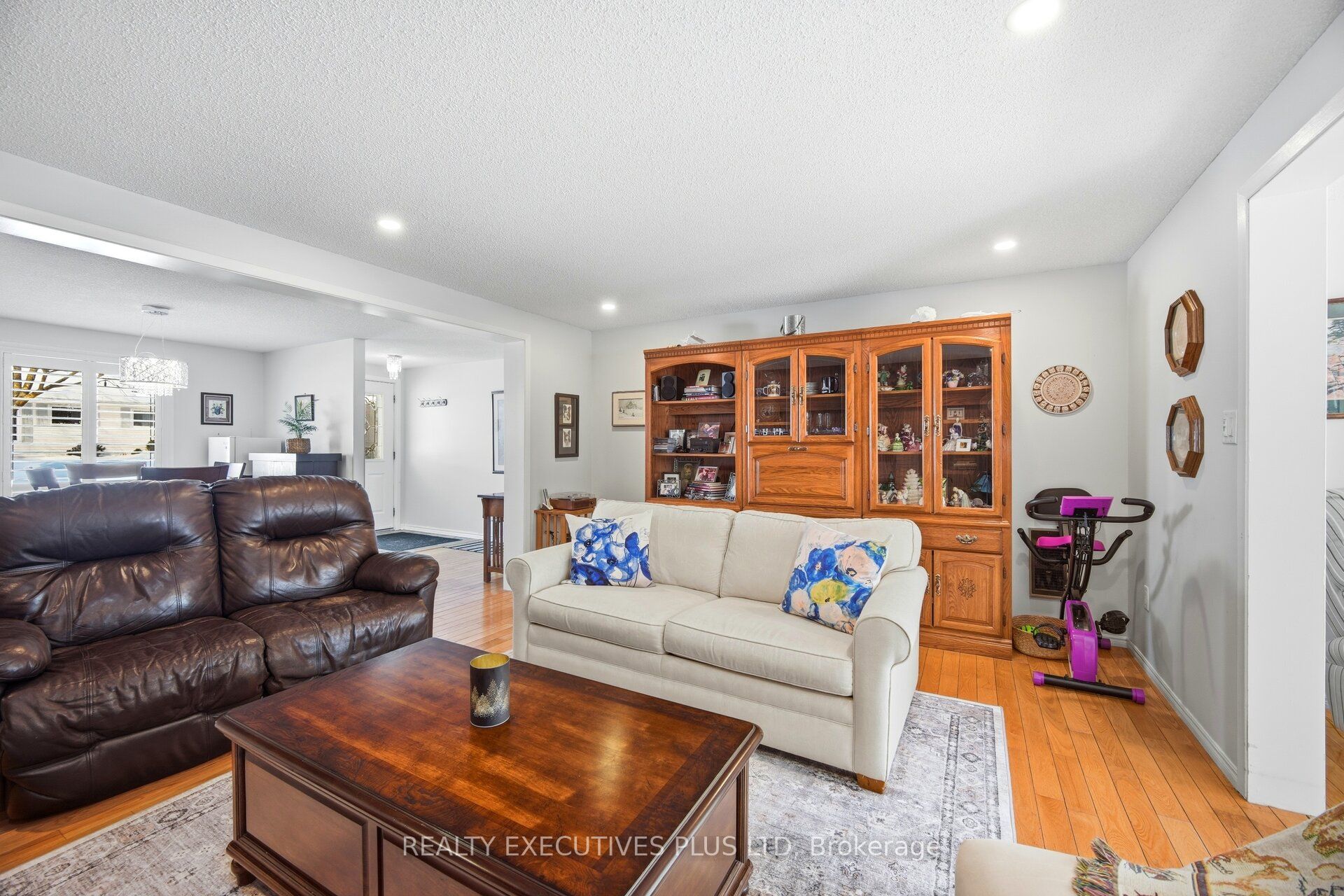 5 Tecumseth Pines Drive Property Photo 18