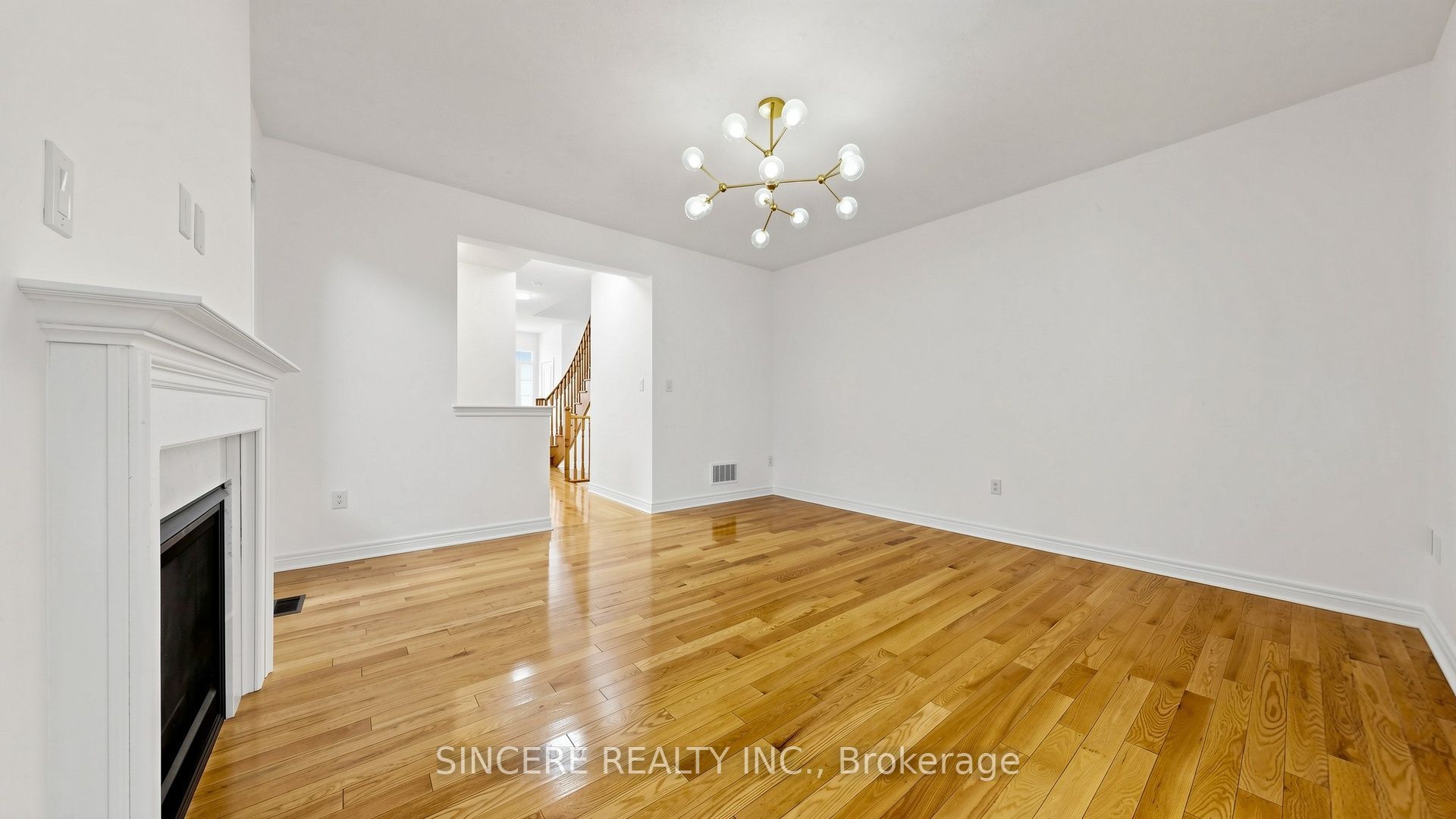 74 Paper Mills Crescent Property Photo 7