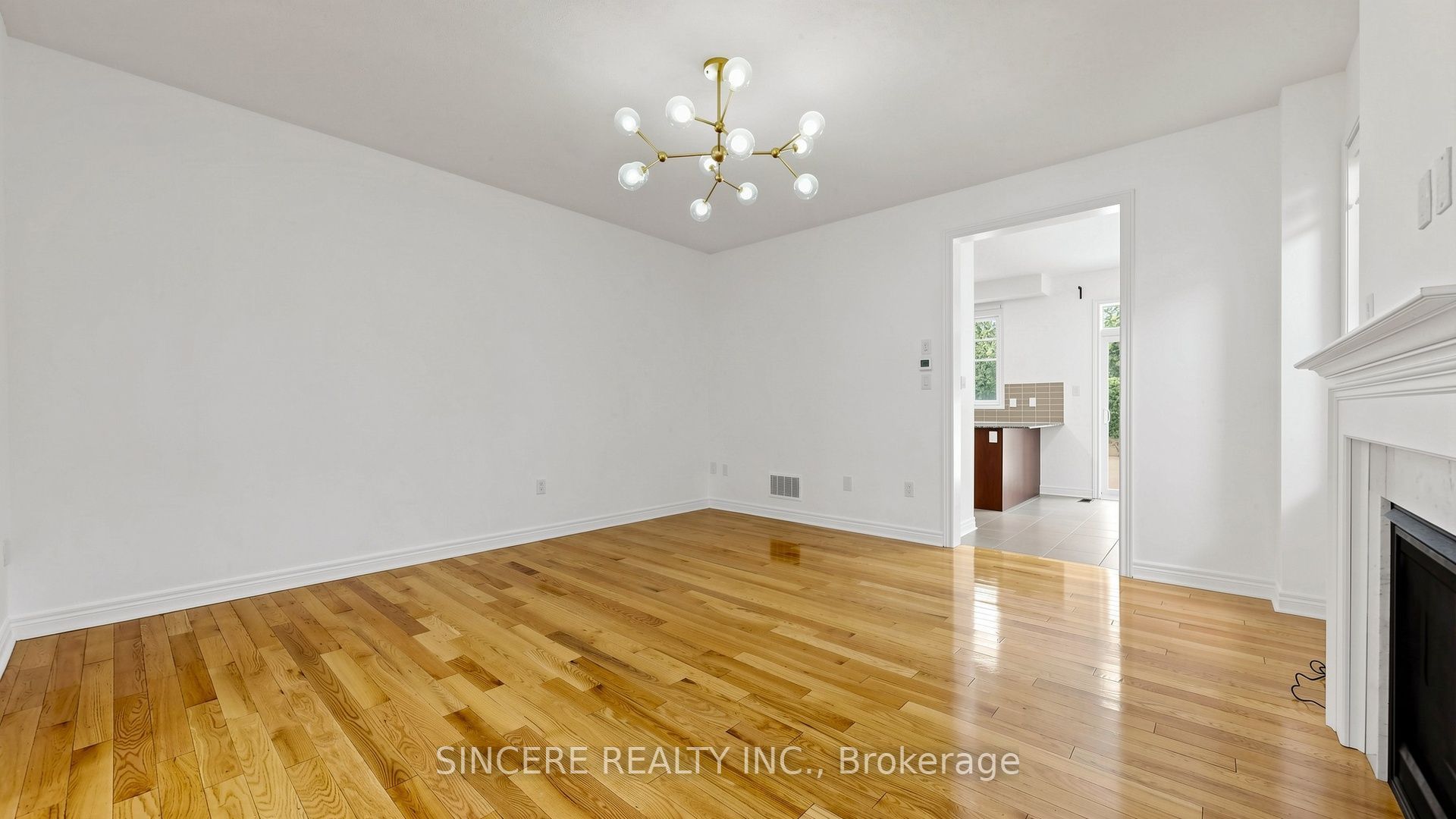 74 Paper Mills Crescent Property Photo 8