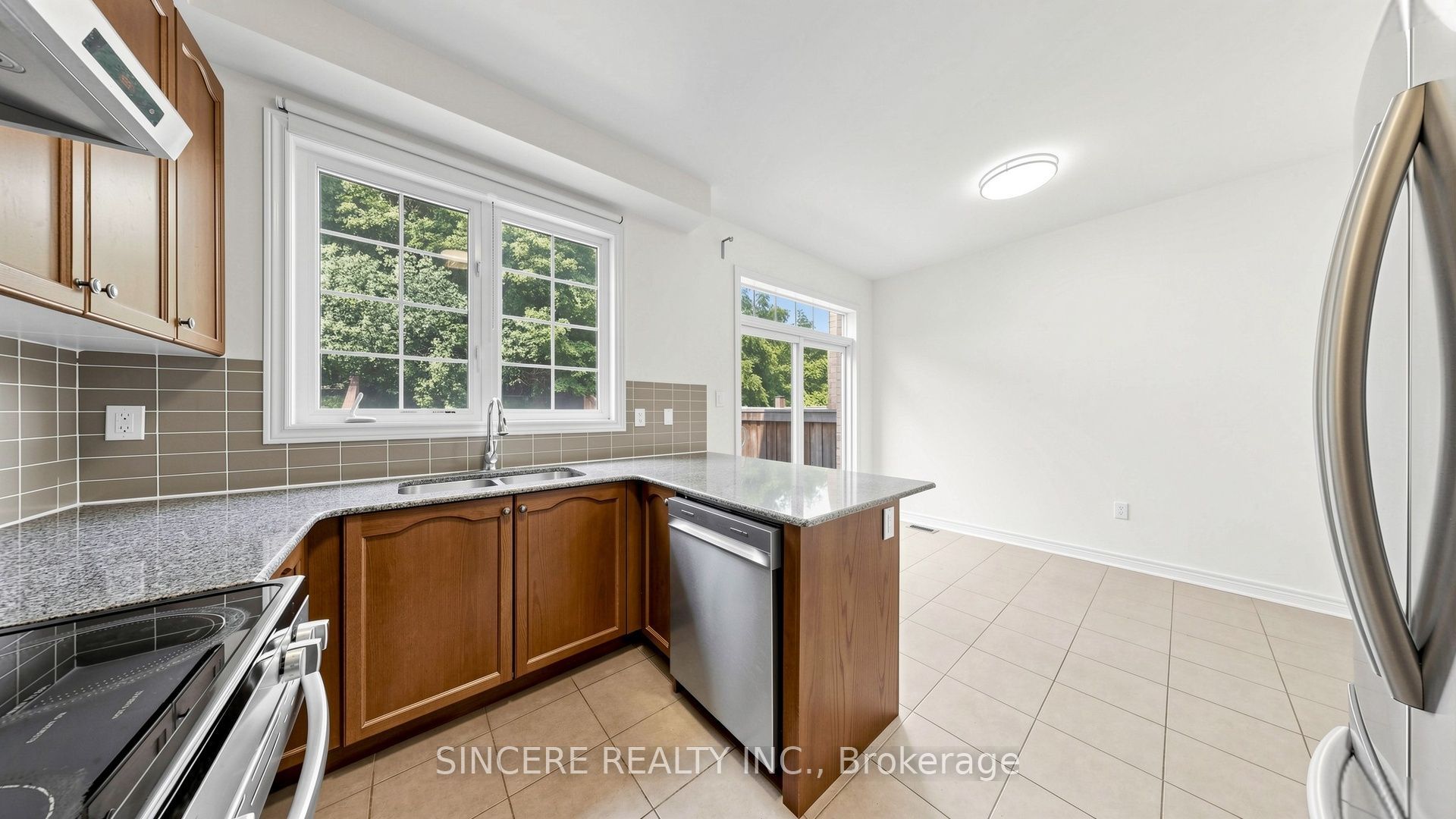 74 Paper Mills Crescent Property Photo 17