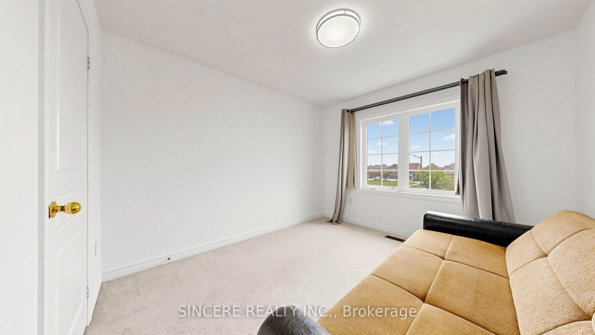 74 Paper Mills Crescent Property Photo 32