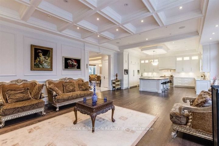 267 Arnold Avenue Property Photo 5
