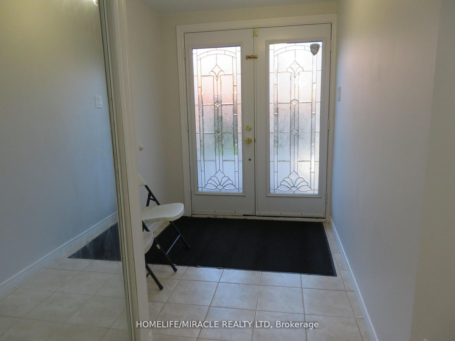 10 Pine Bough Manor Property Photo 2
