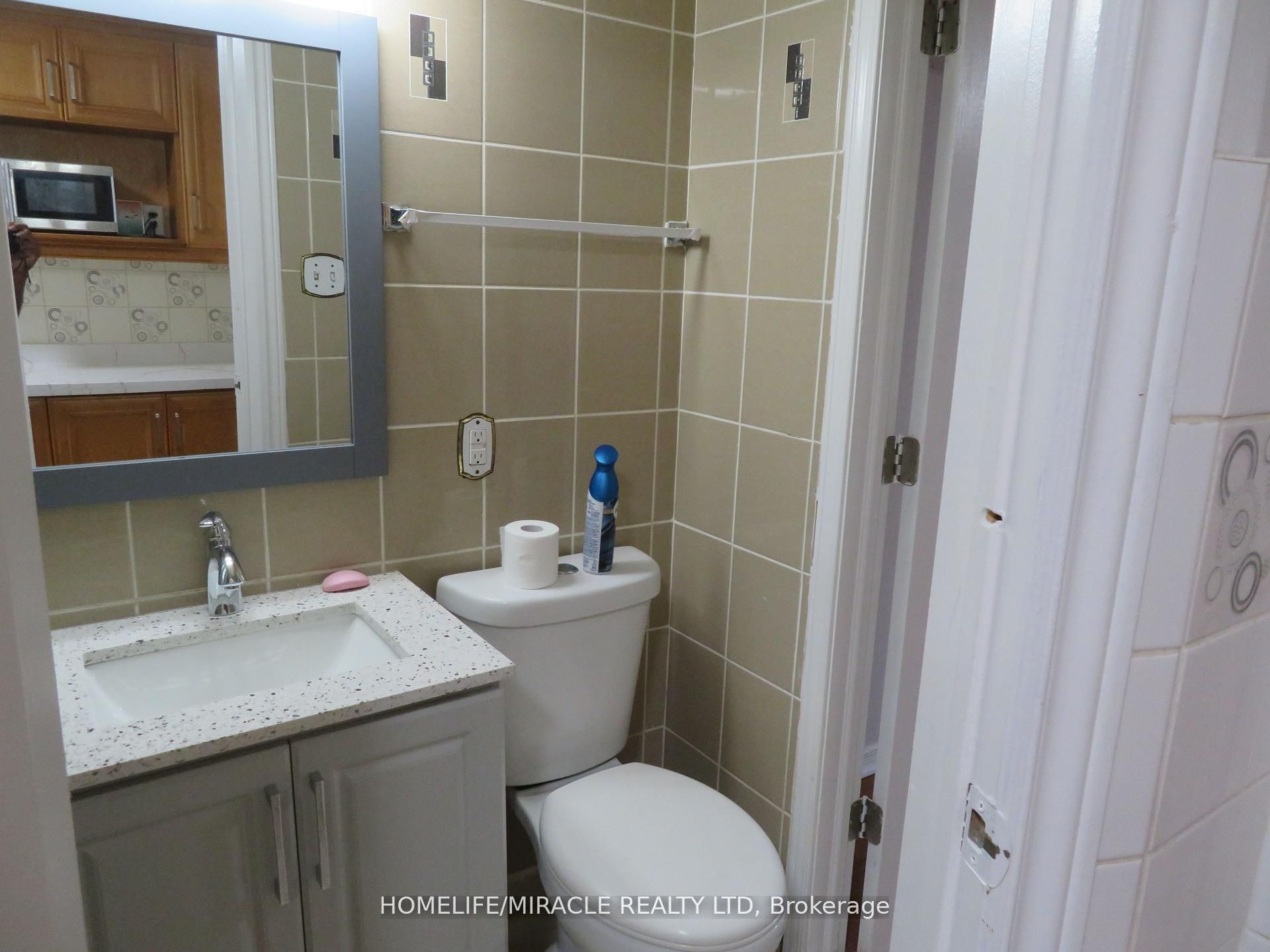 10 Pine Bough Manor Property Photo 13