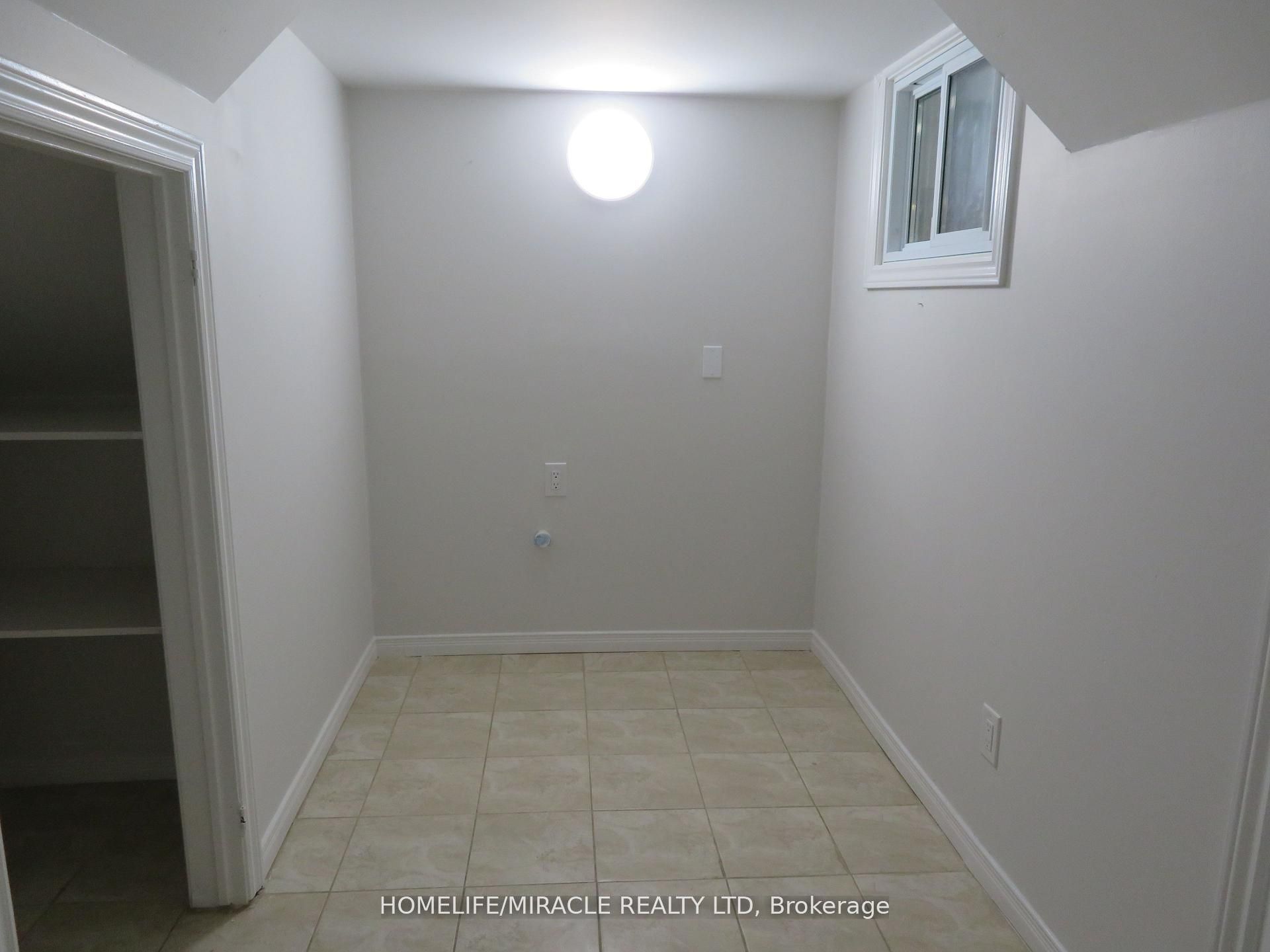 10 Pine Bough Manor Property Photo 19