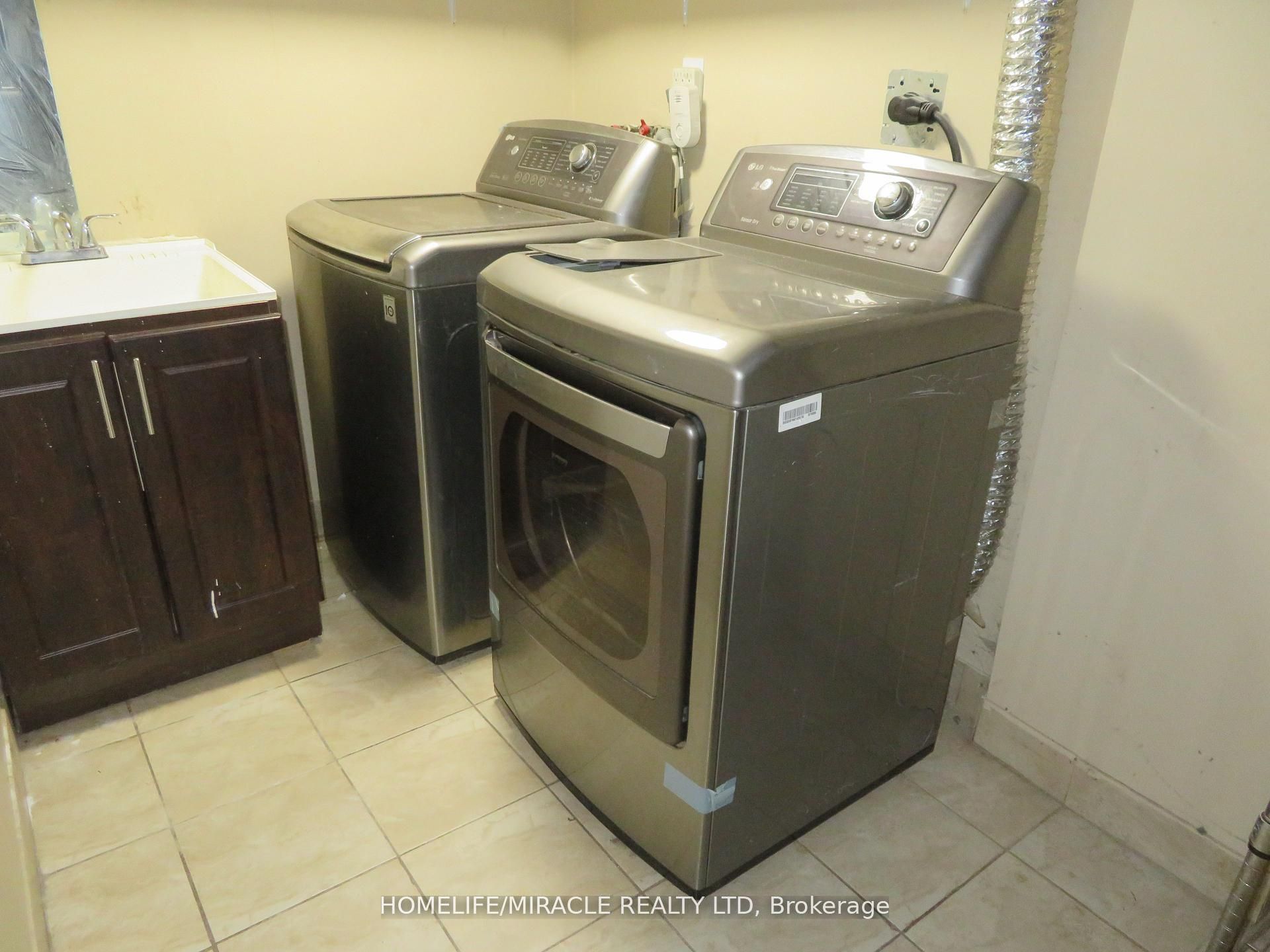 10 Pine Bough Manor Property Photo 22