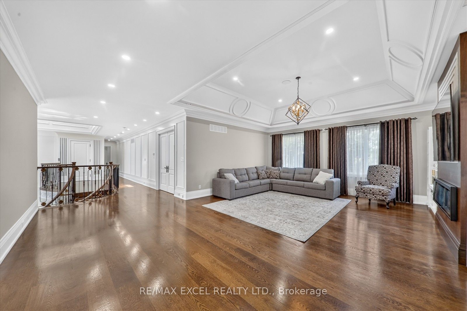 28 Personna Boulevard Property Photo 28