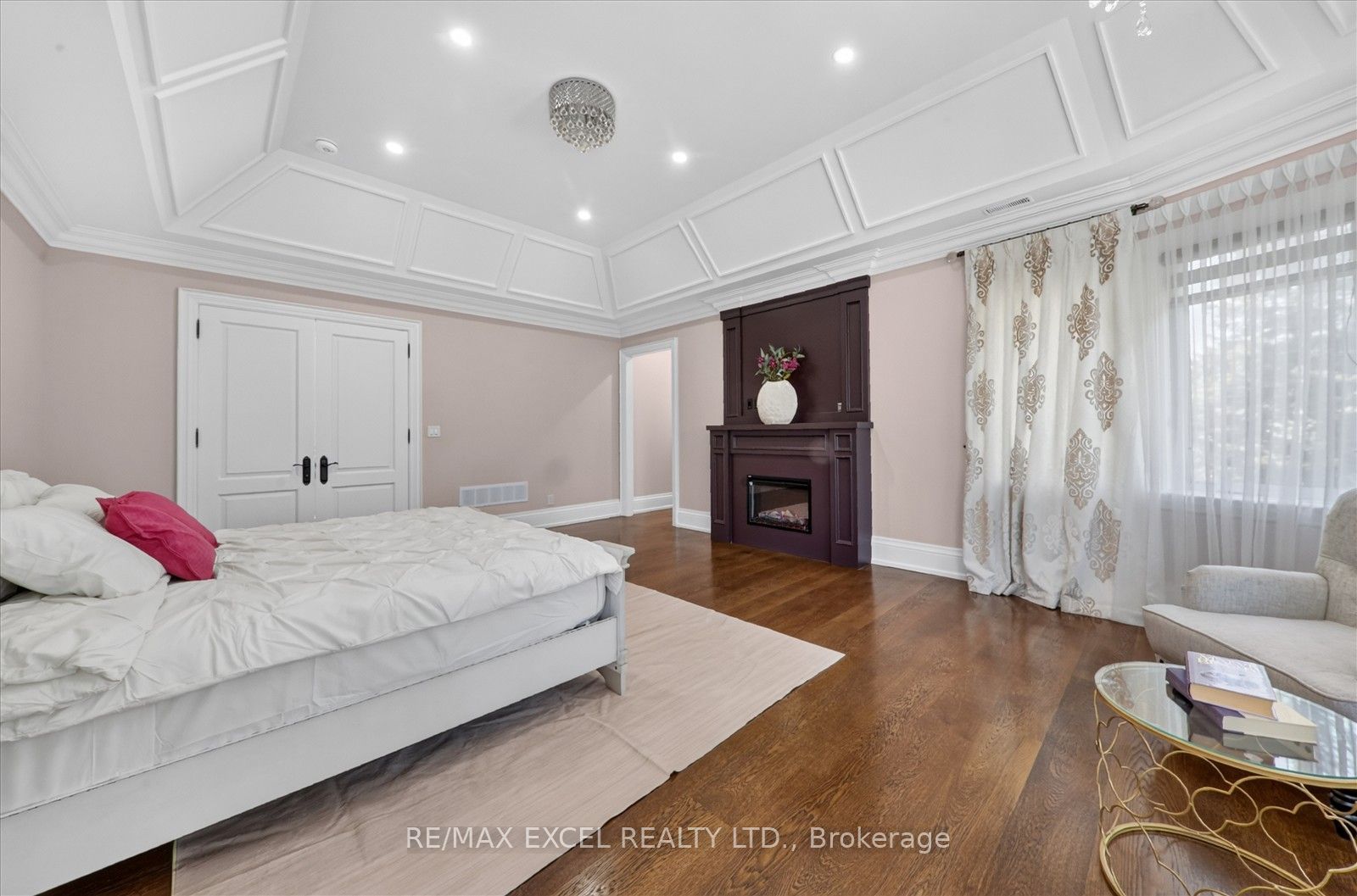 28 Personna Boulevard Property Photo 33
