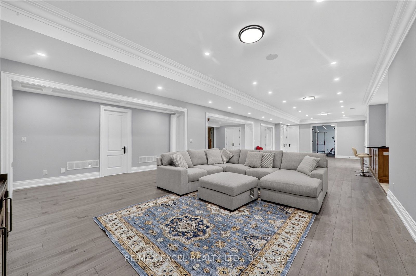 28 Personna Boulevard Property Photo 46