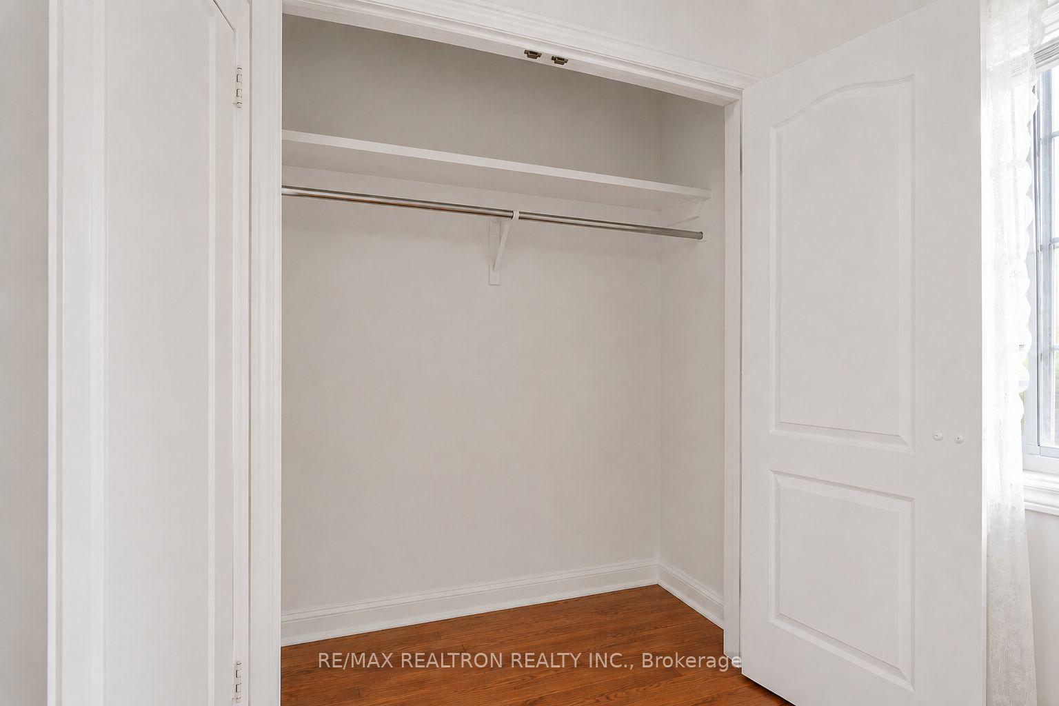 190 Harding Blvd Boulevard W 70 Property Photo 23