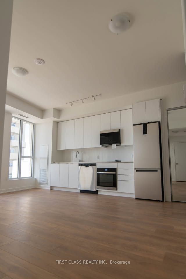 474 Caldari Road 1210 Property Photo 3