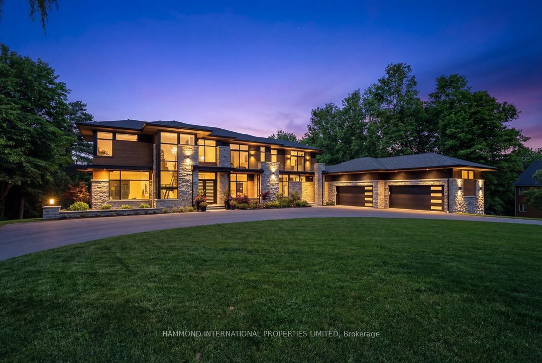8 Cachet Parkway Property Photo 1