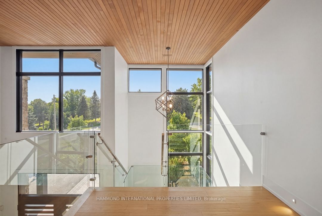 8 Cachet Parkway Property Photo 5