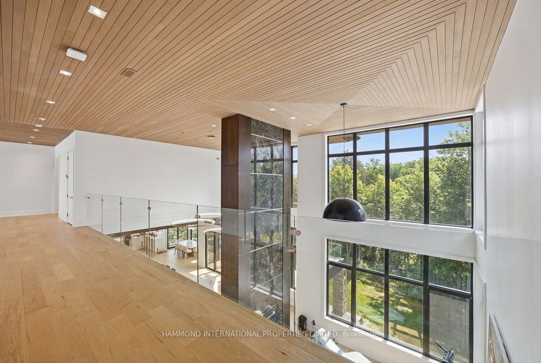 8 Cachet Parkway Property Photo 6