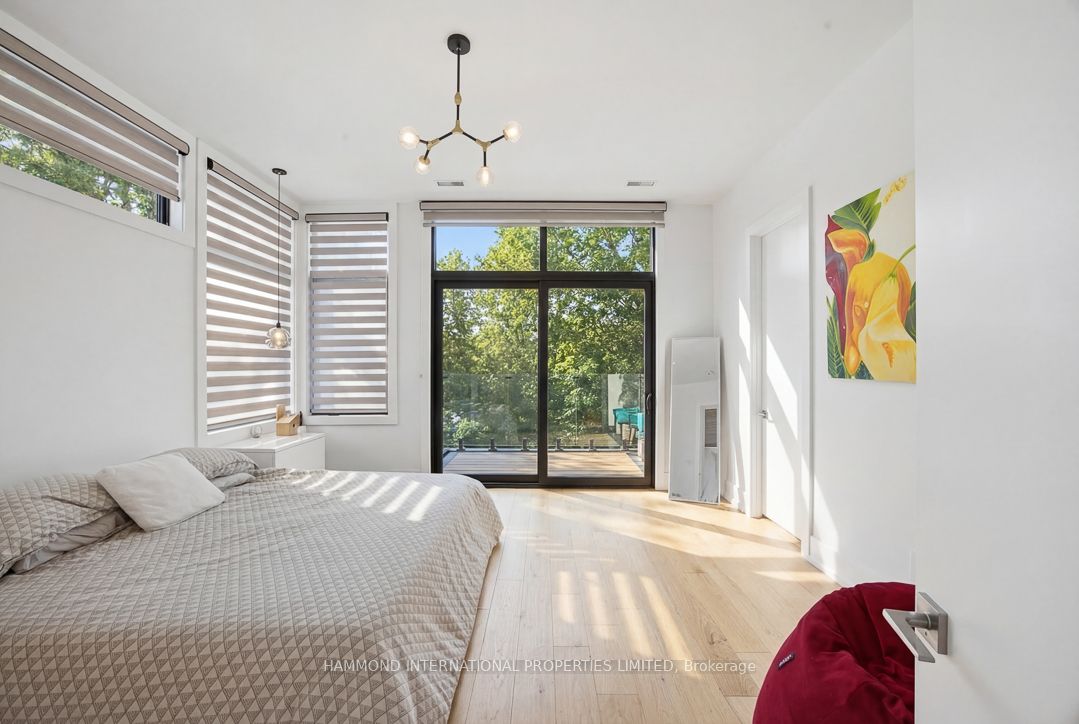 8 Cachet Parkway Property Photo 22