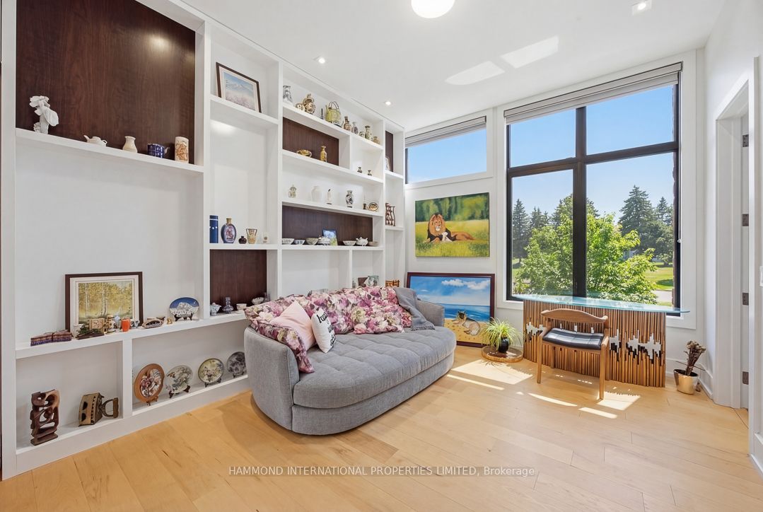 8 Cachet Parkway Property Photo 25