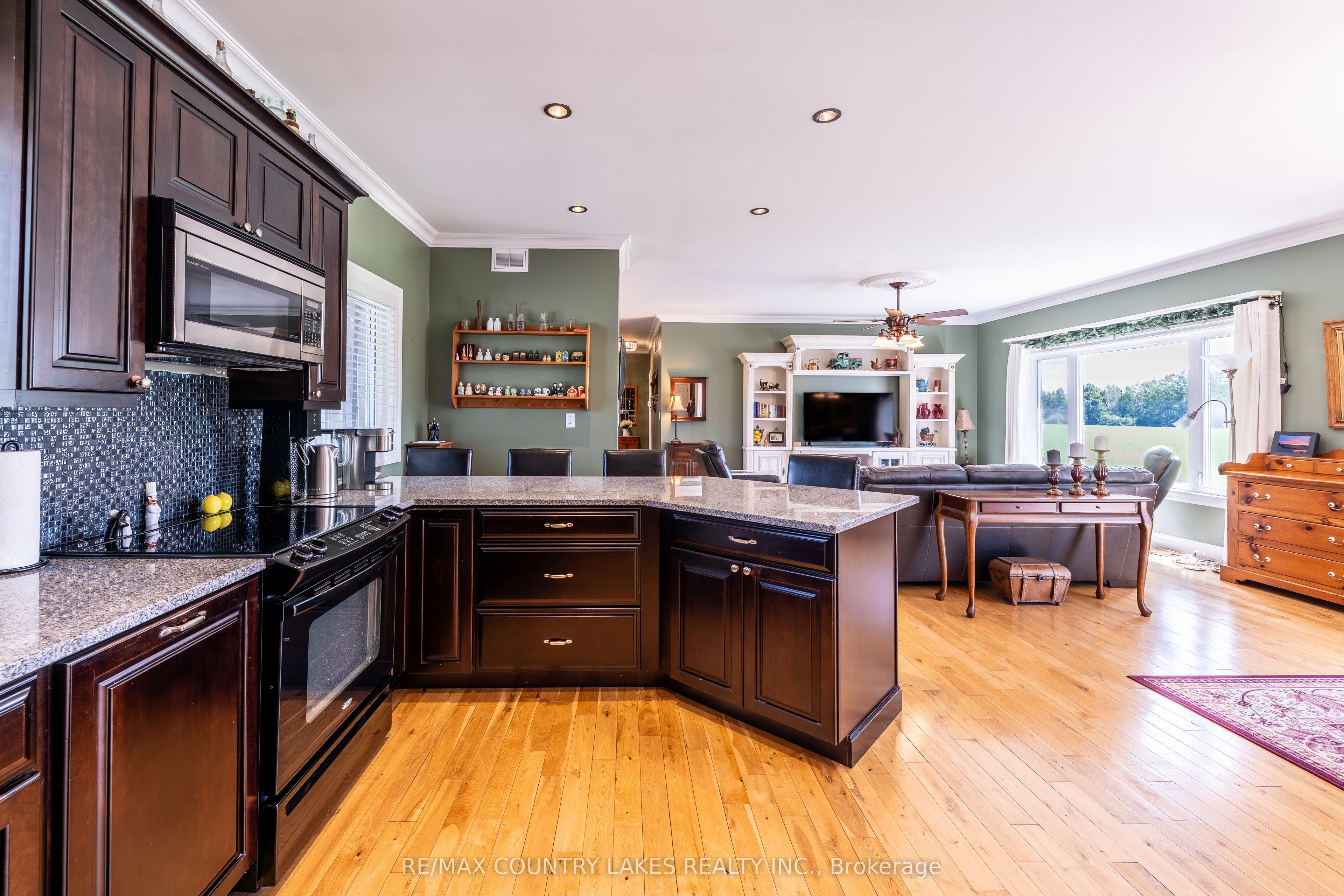 764 Regional Road 12 Property Photo 13