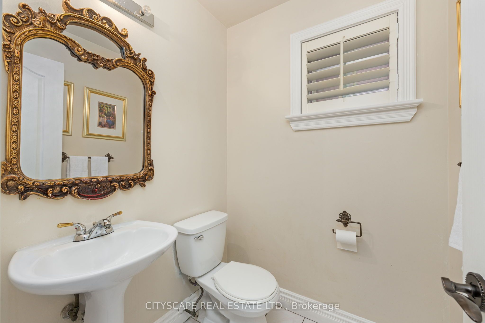 112 Mulholland Drive Property Photo 21