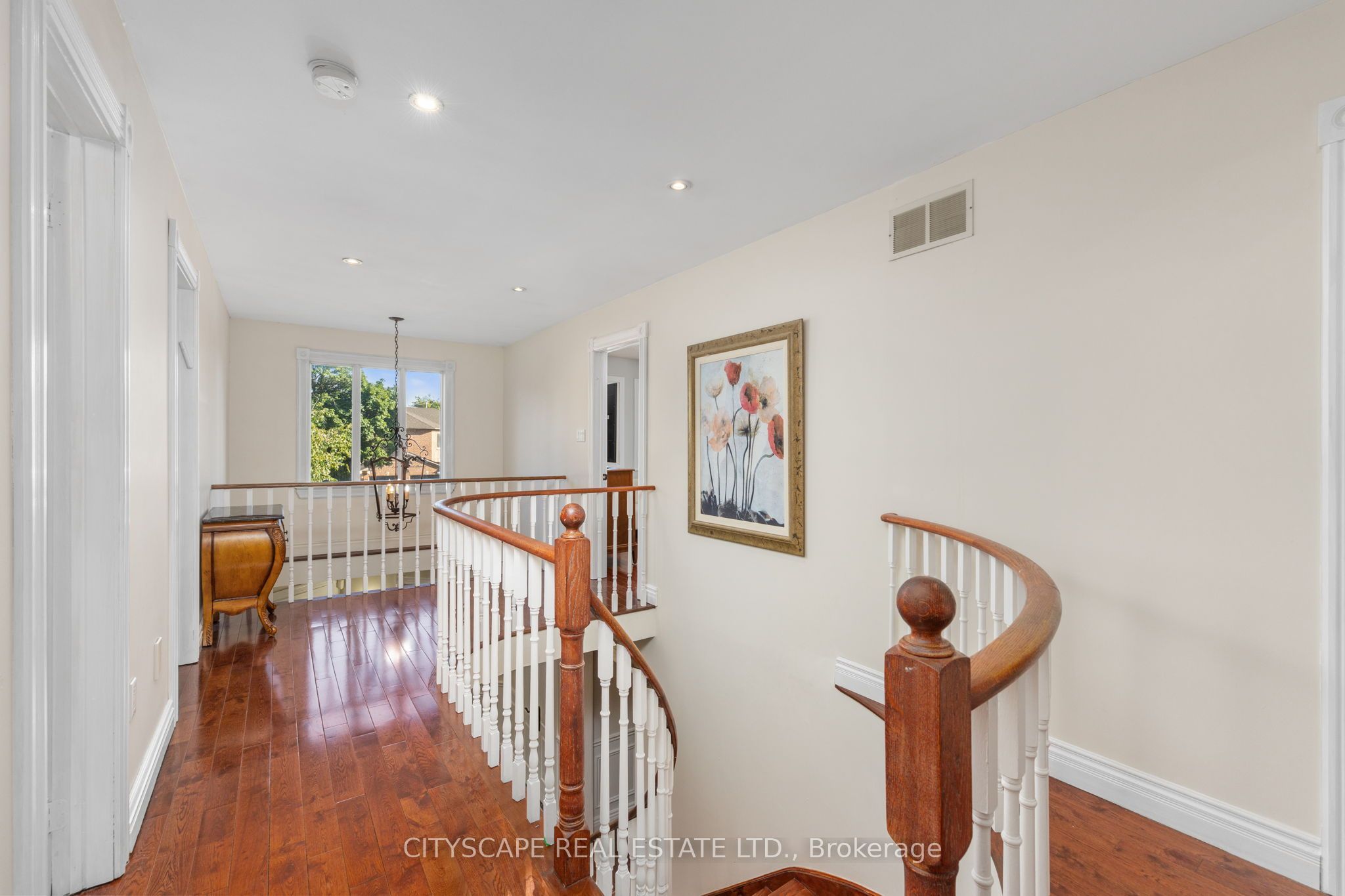 112 Mulholland Drive Property Photo 23