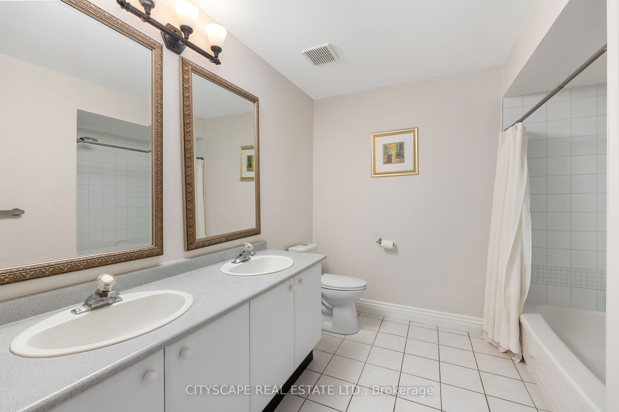 112 Mulholland Drive Property Photo 32