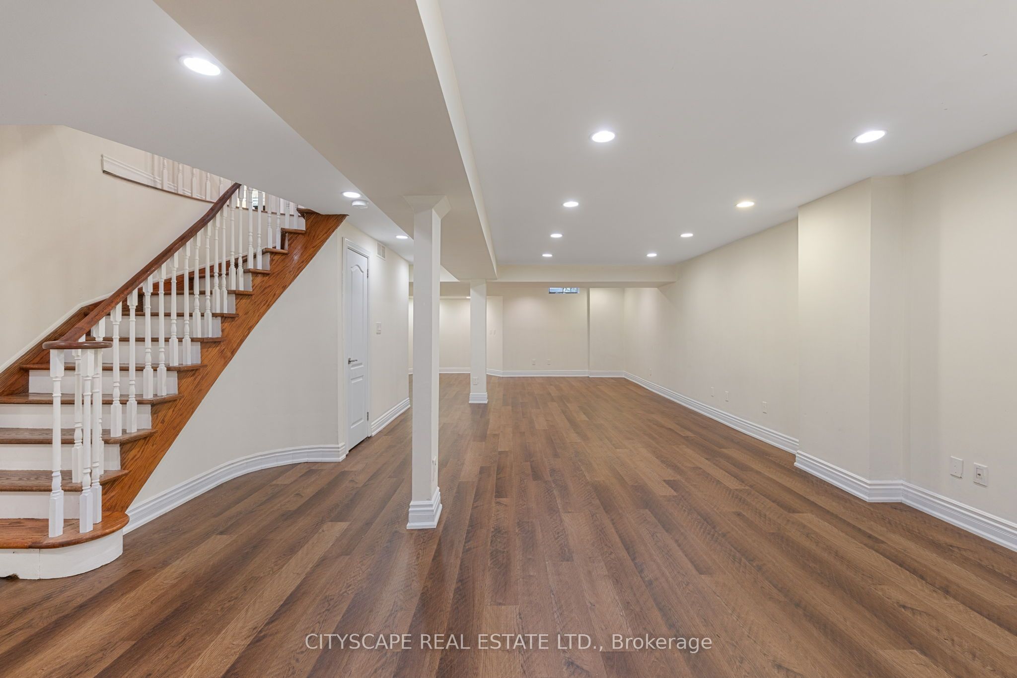 112 Mulholland Drive Property Photo 34