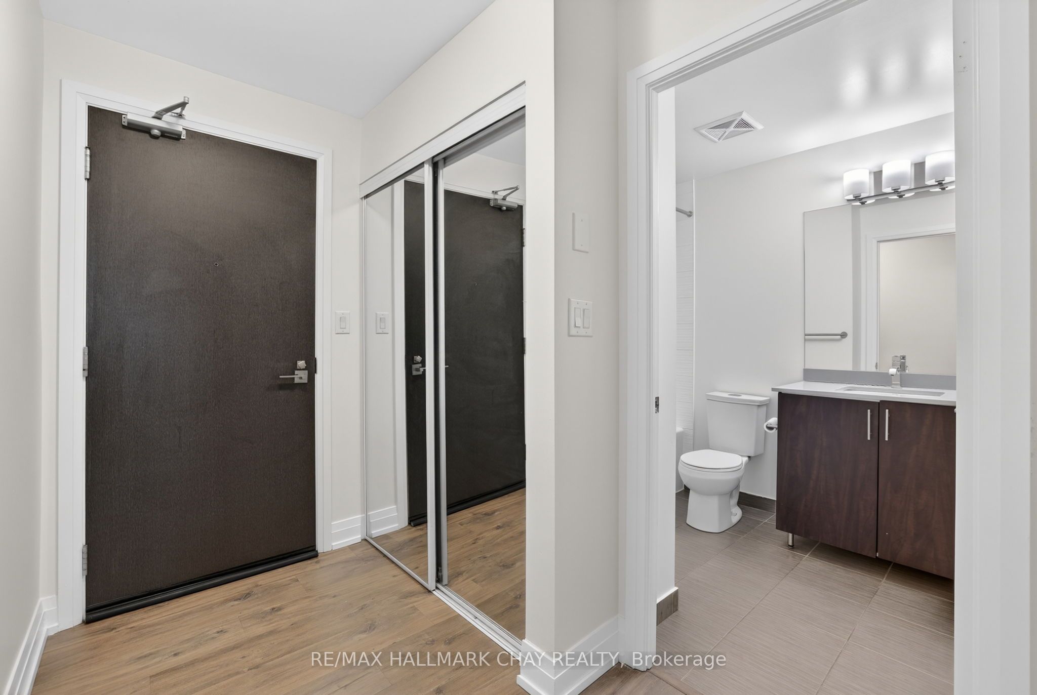 3700 Highway 7 2805 Property Photo 2