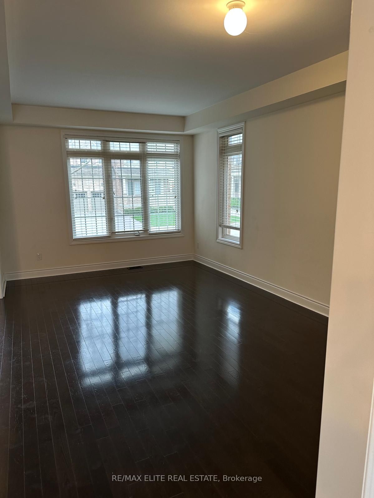 959 Ernest Cousins Circle Property Photo 7