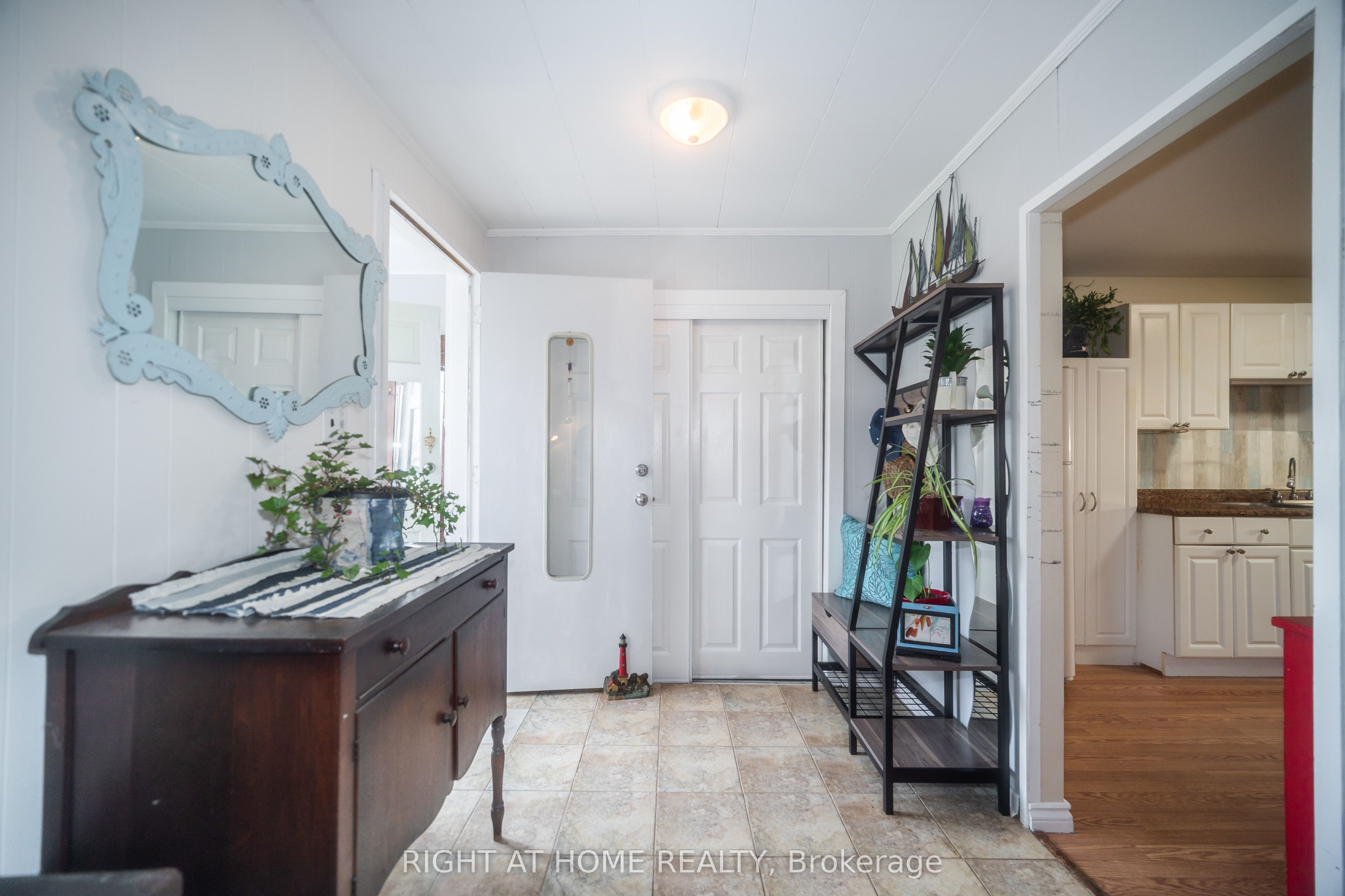 1007 Ferrier Avenue Property Photo 6