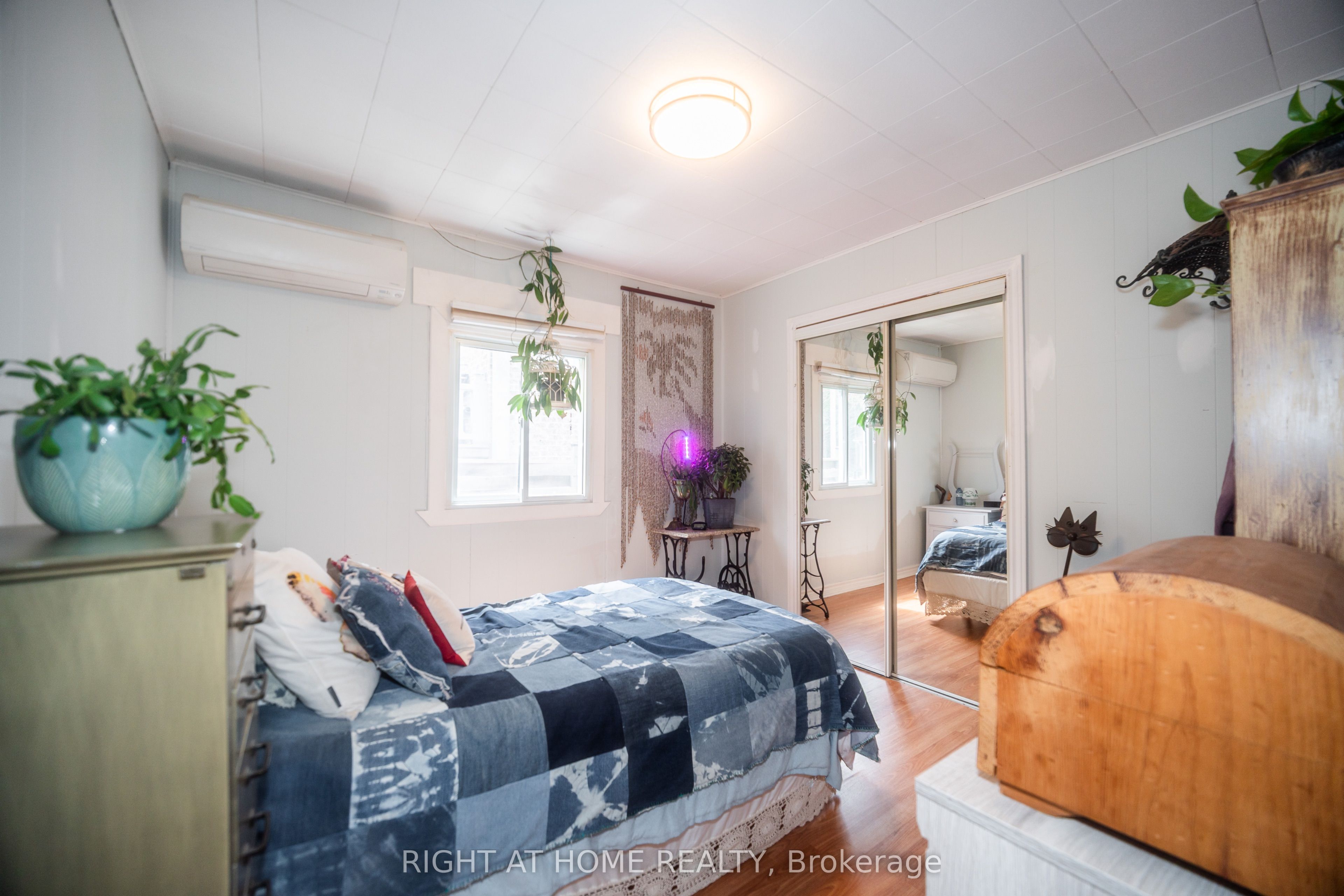 1007 Ferrier Avenue Property Photo 9