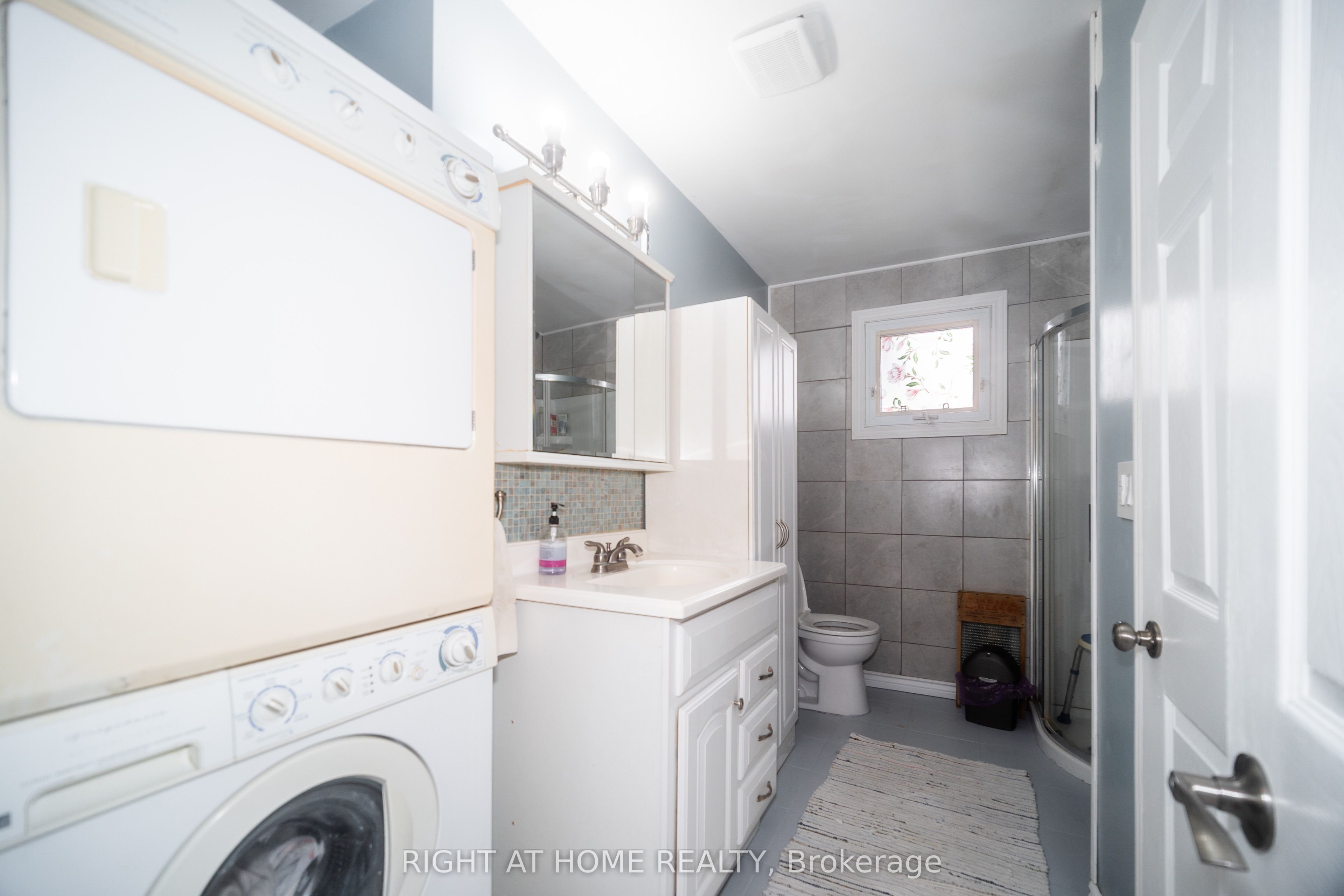 1007 Ferrier Avenue Property Photo 12
