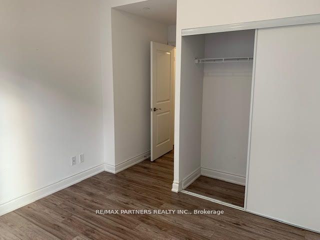 38 Cedarland Drive 605 Property Photo 12