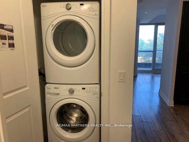 38 Cedarland Drive 605 Property Photo 13