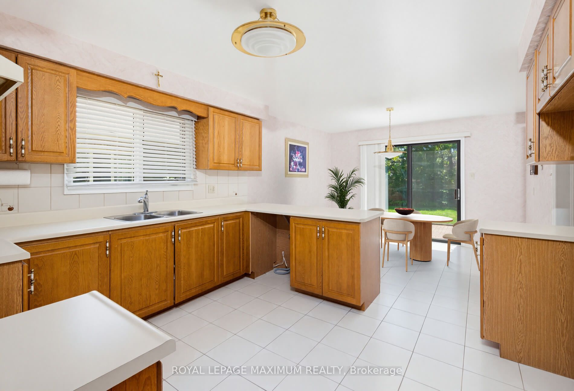 91 Wilshire Boulevard Property Photo 9