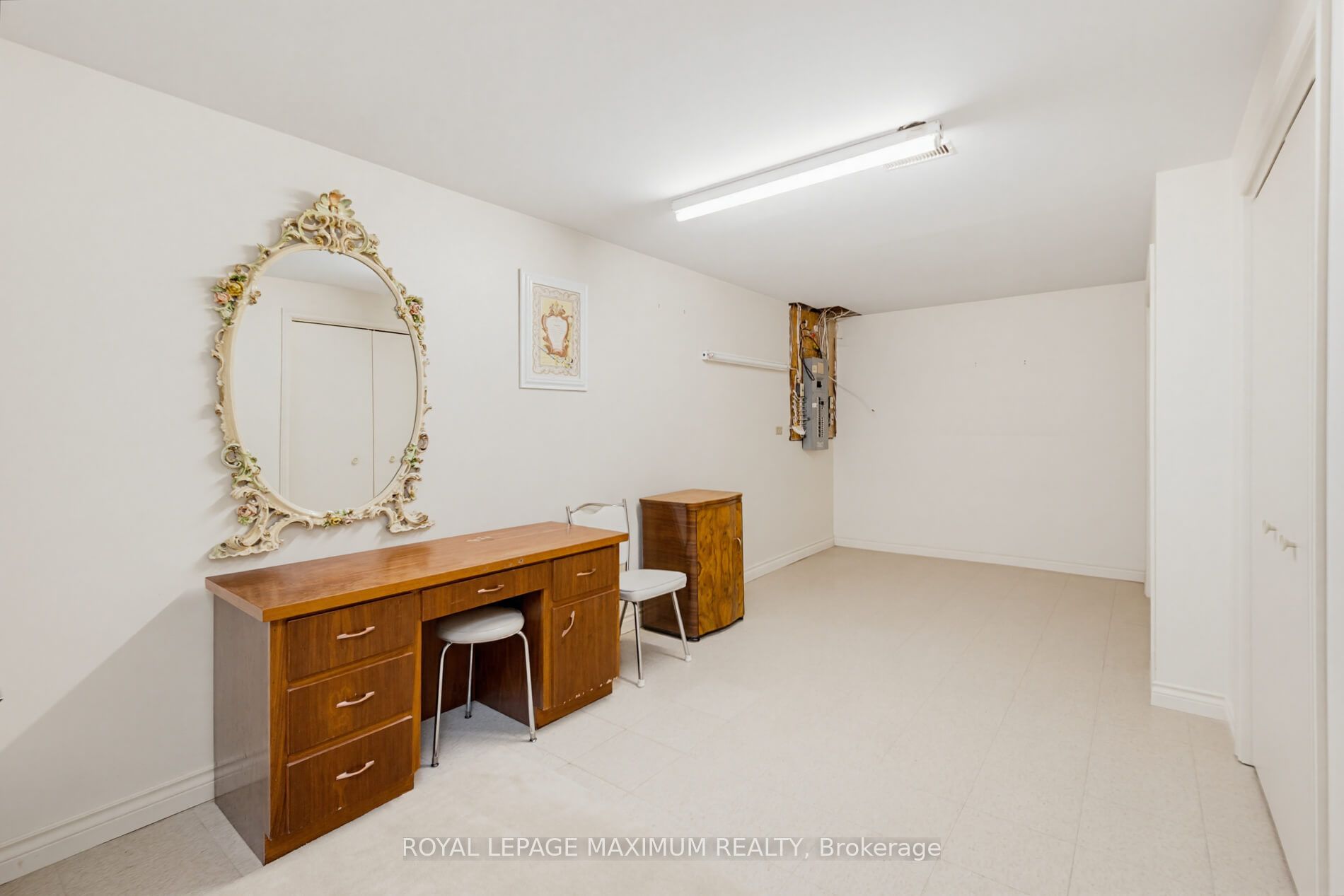 91 Wilshire Boulevard Property Photo 35