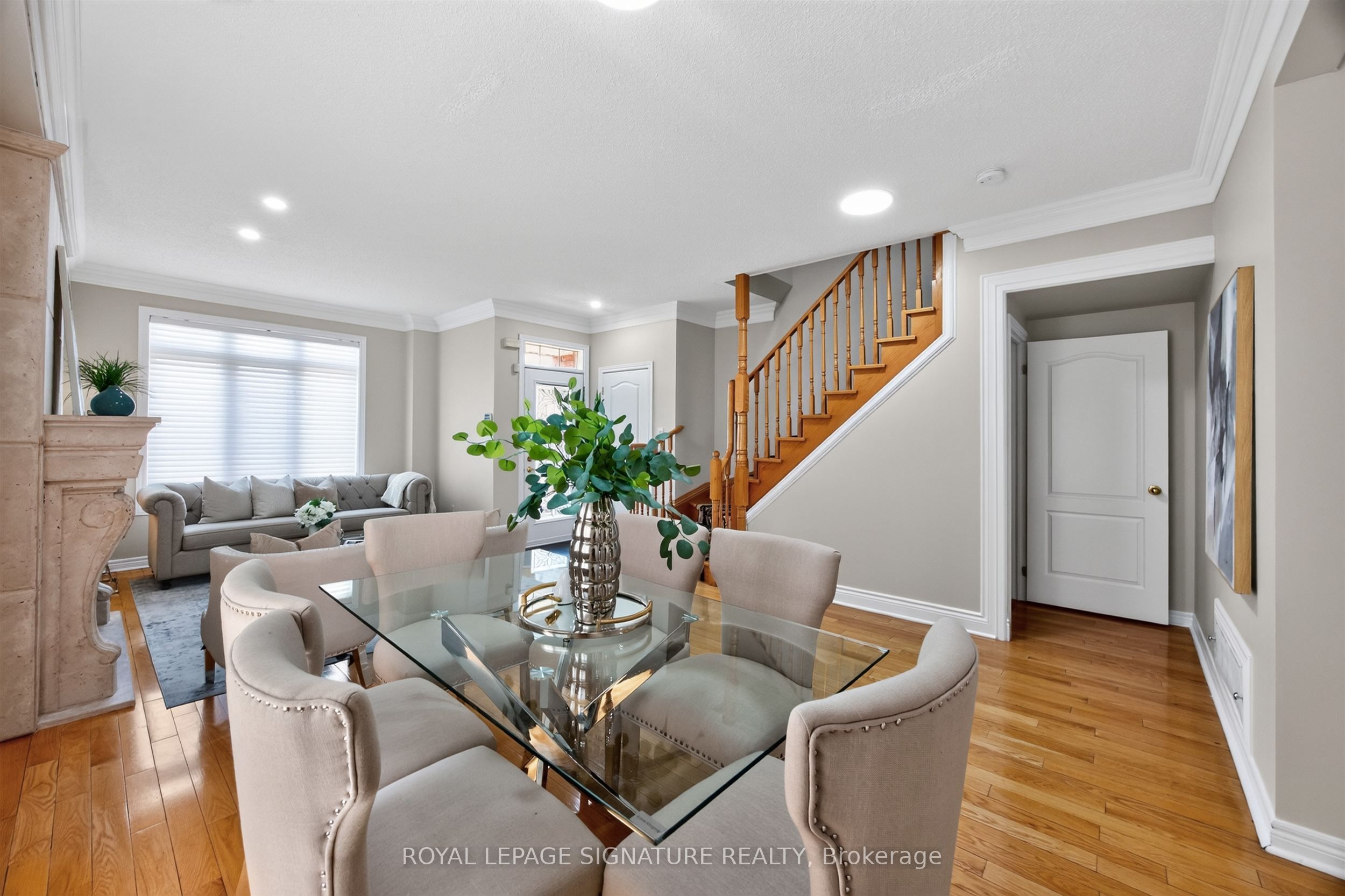 2948 Bur Oak Avenue Property Photo 8