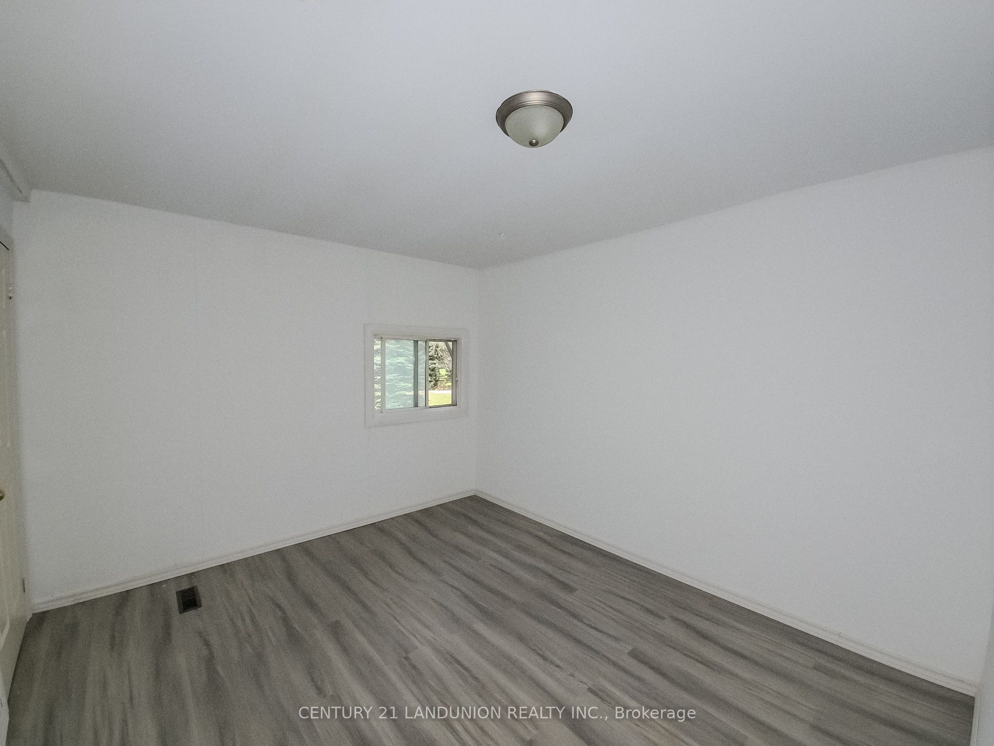 4192 Vivian Road Property Photo 11