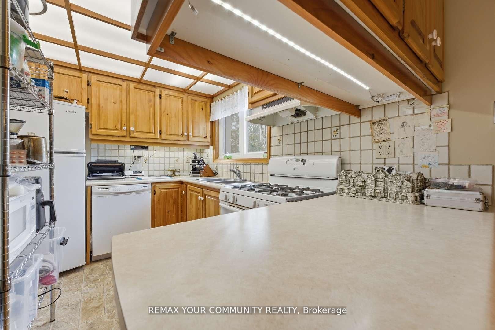 154 Hollingsworth Drive Property Photo 8
