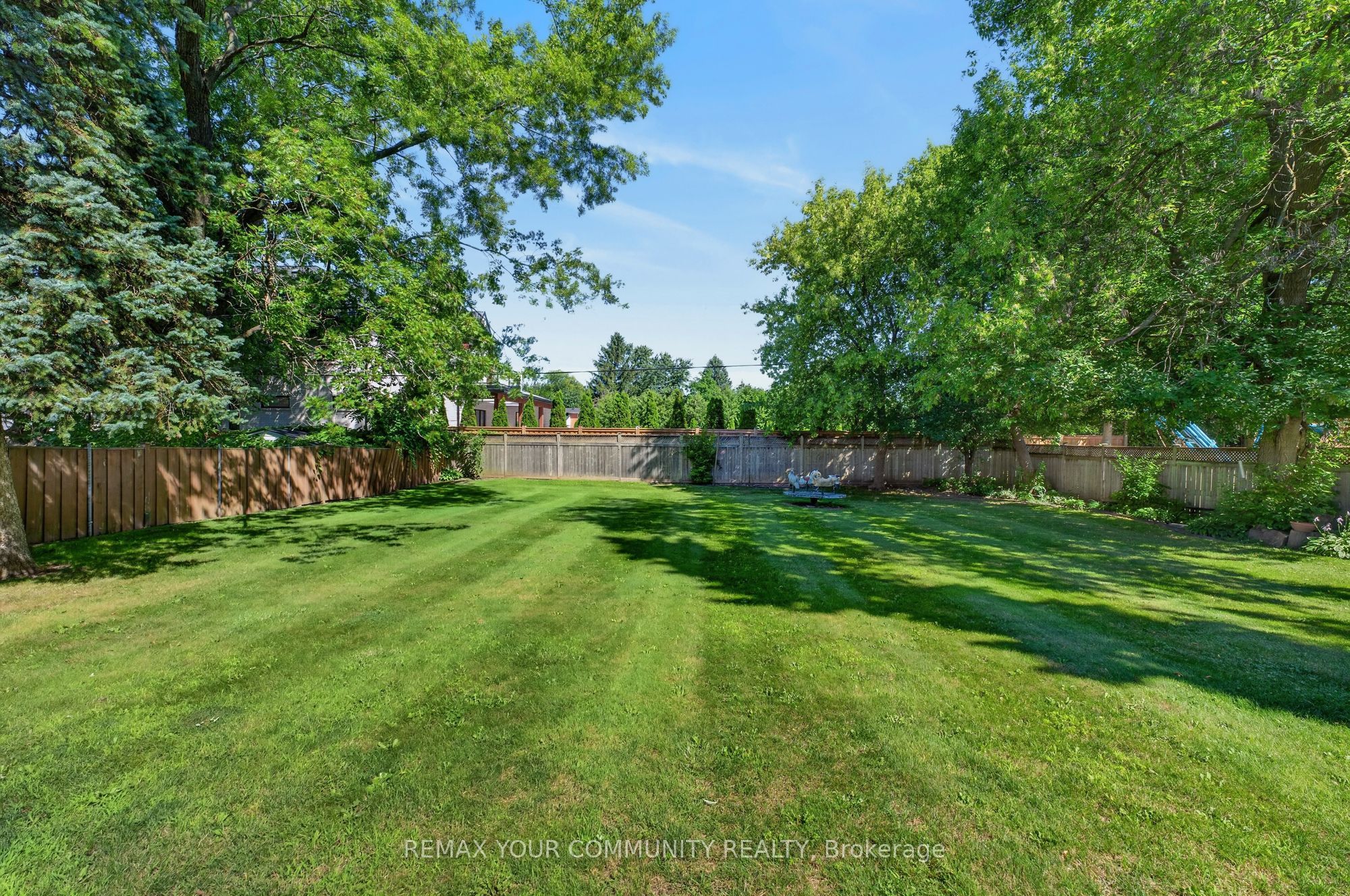 154 Hollingsworth Drive Property Photo 33