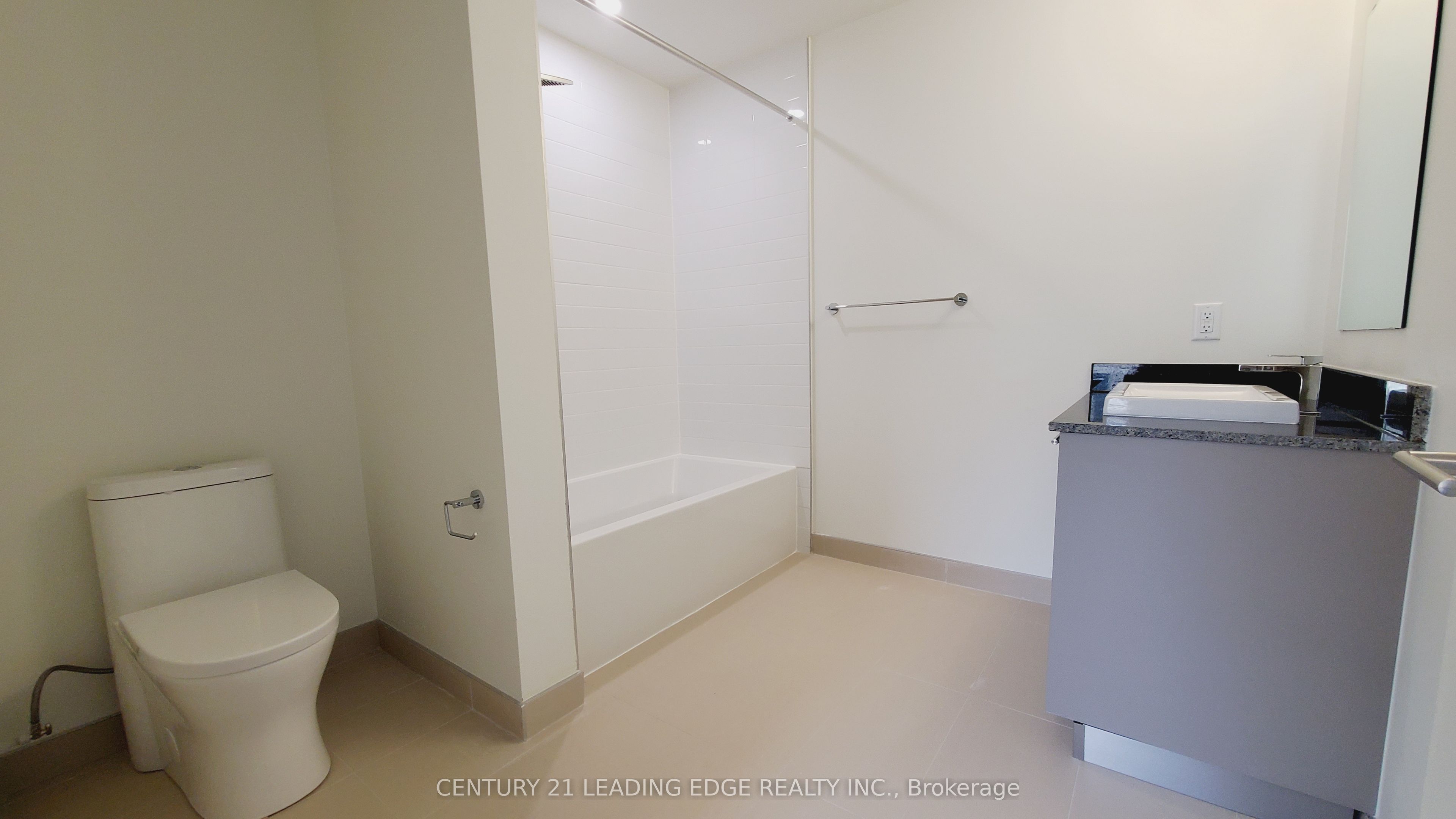 101 Cathedral High Street 216 Property Photo 6