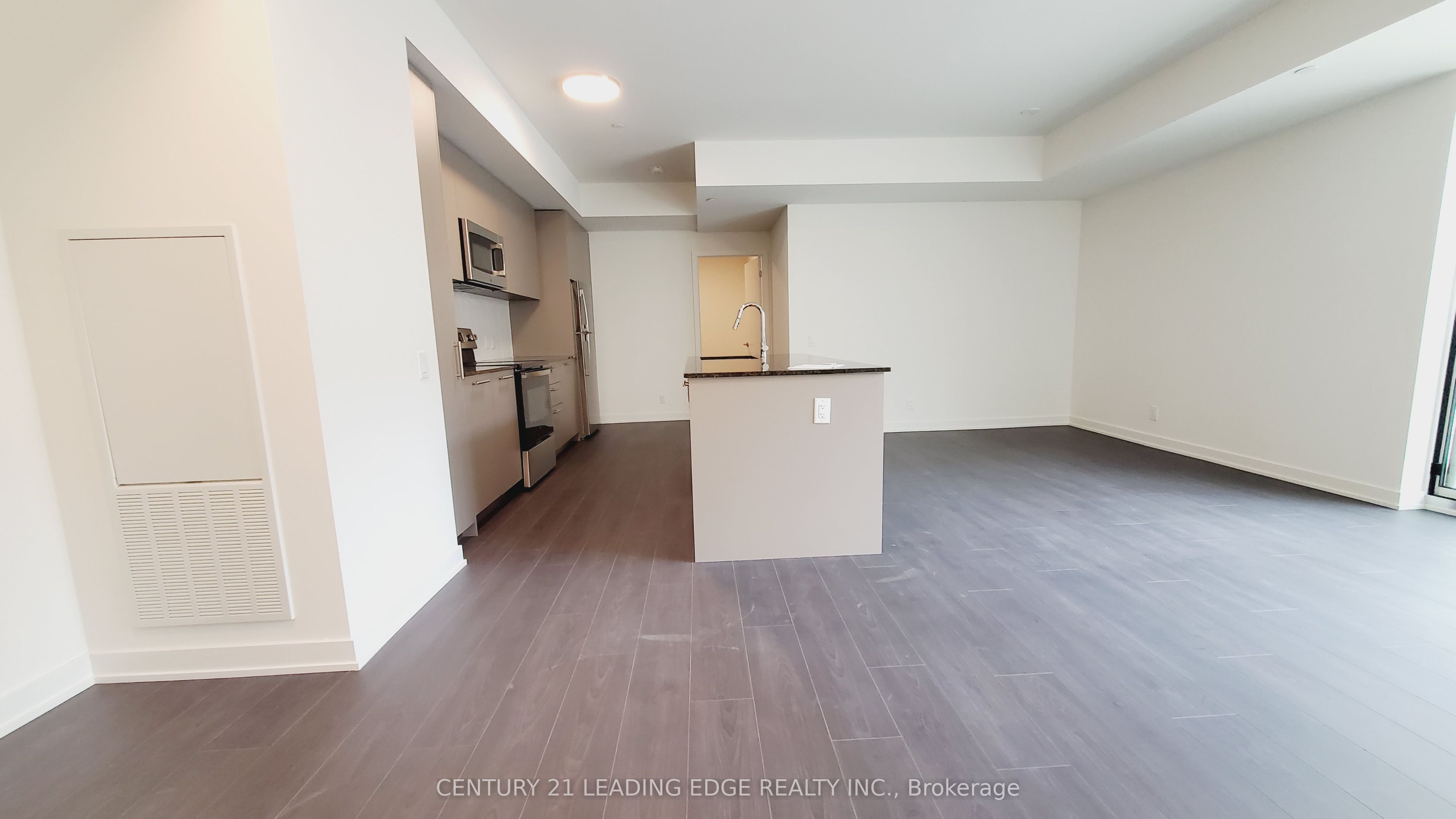 101 Cathedral High Street 216 Property Photo 8