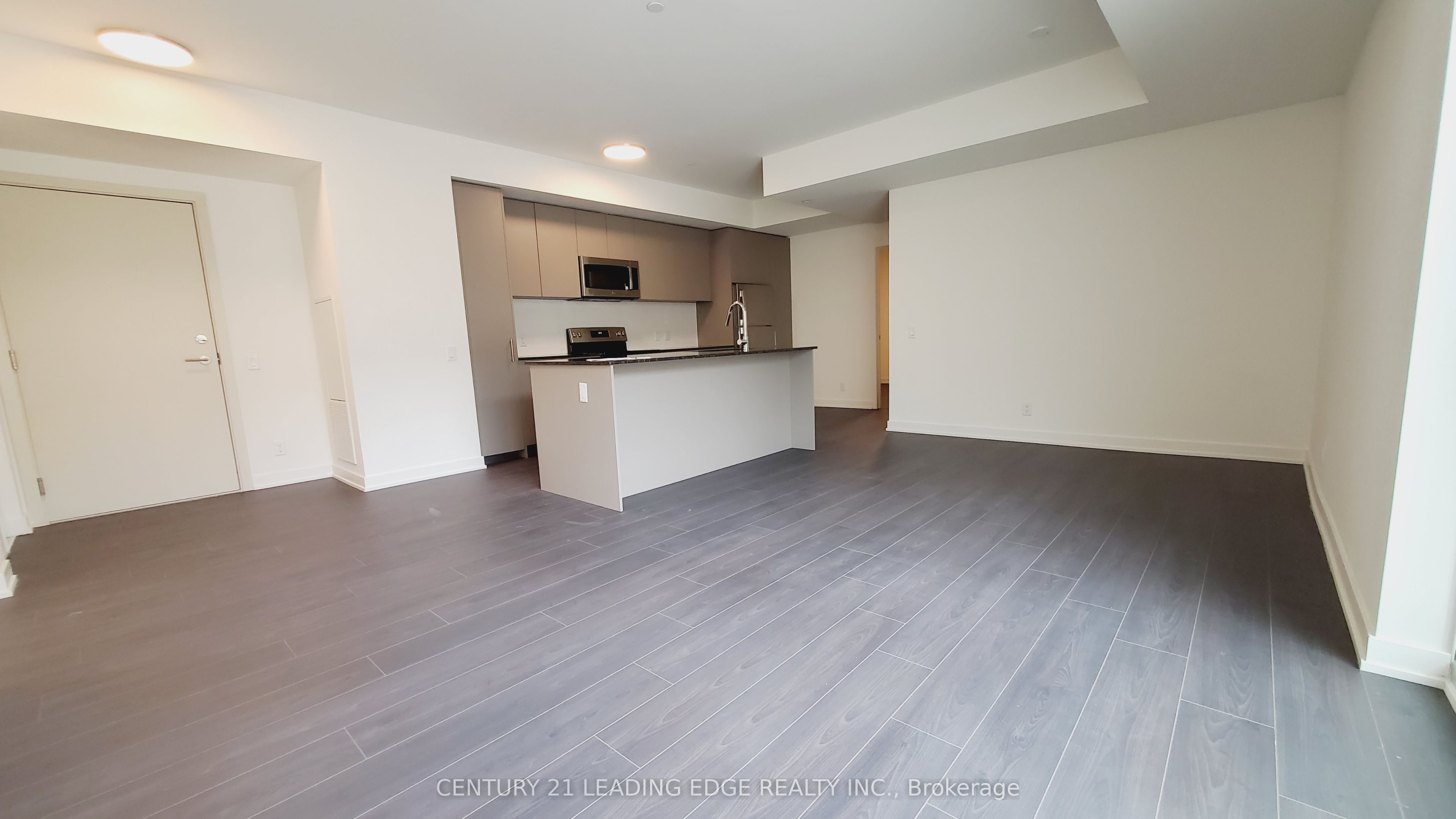 101 Cathedral High Street 216 Property Photo 9