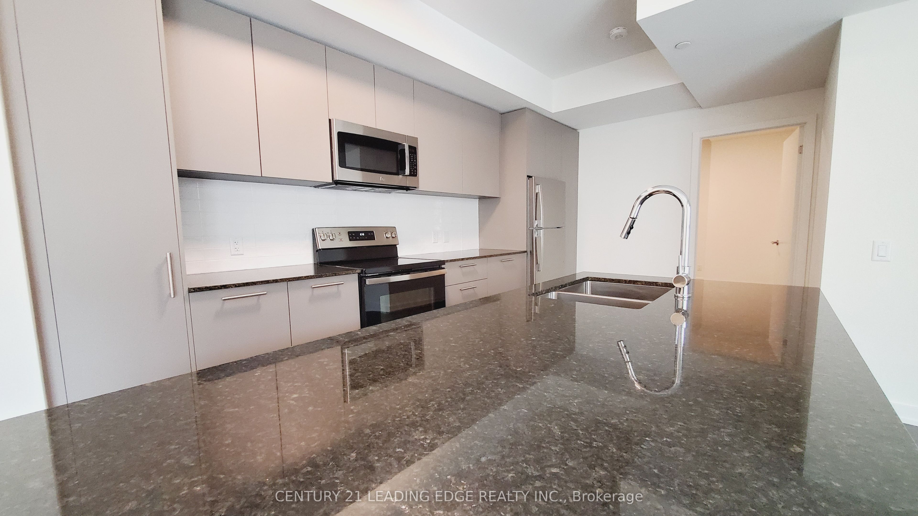 101 Cathedral High Street 216 Property Photo 11