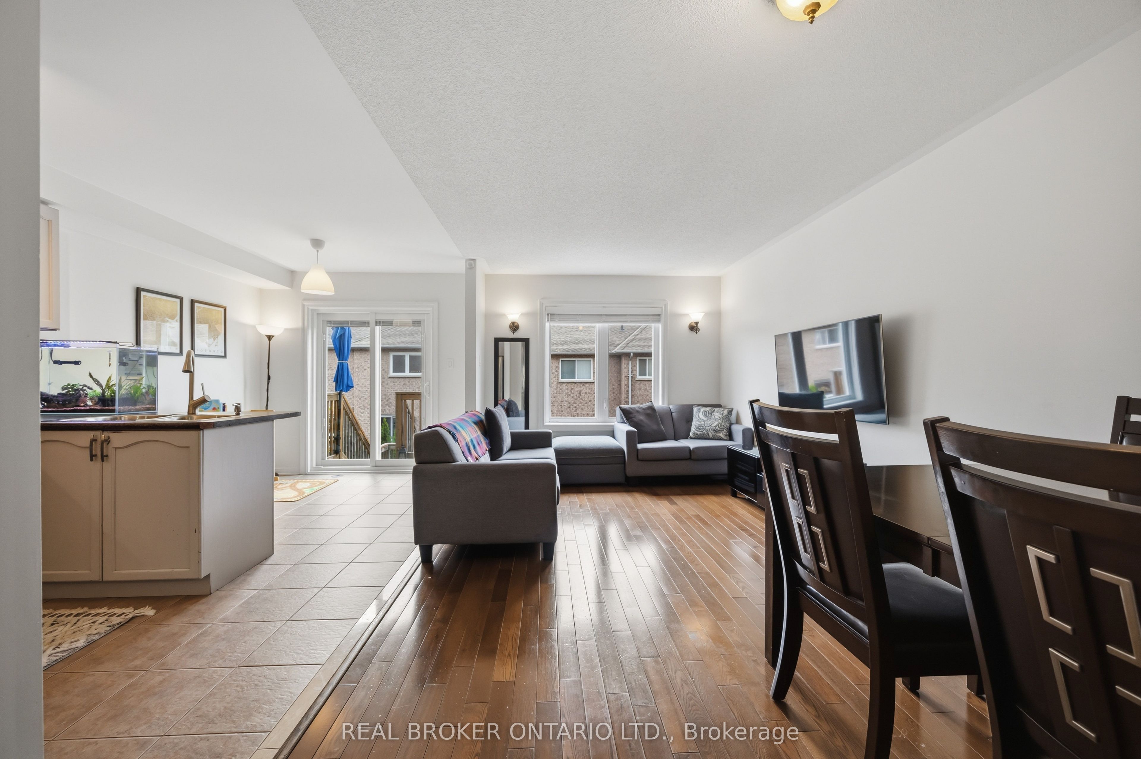 86 Coleridge Drive Property Photo 7