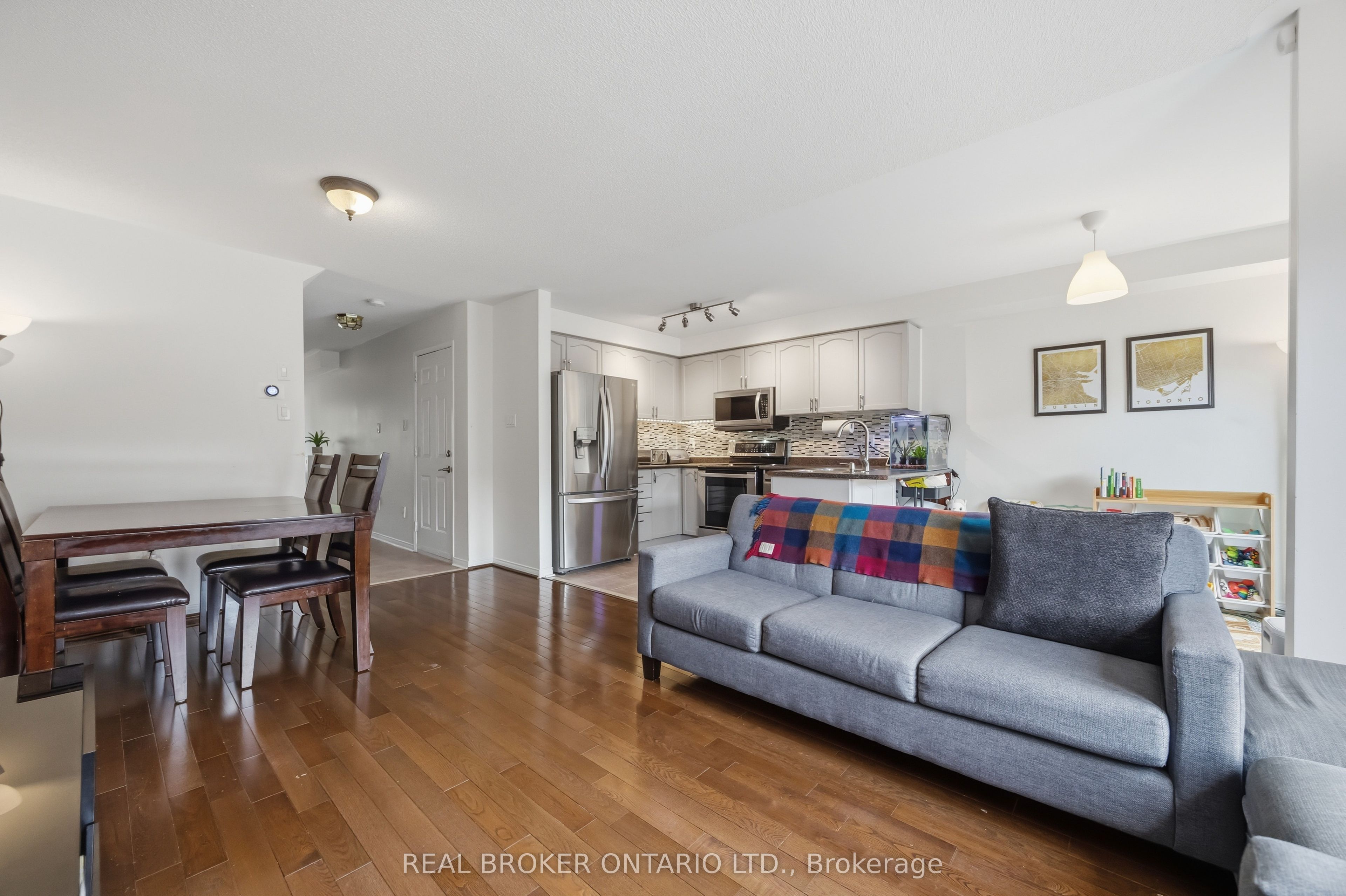 86 Coleridge Drive Property Photo 11